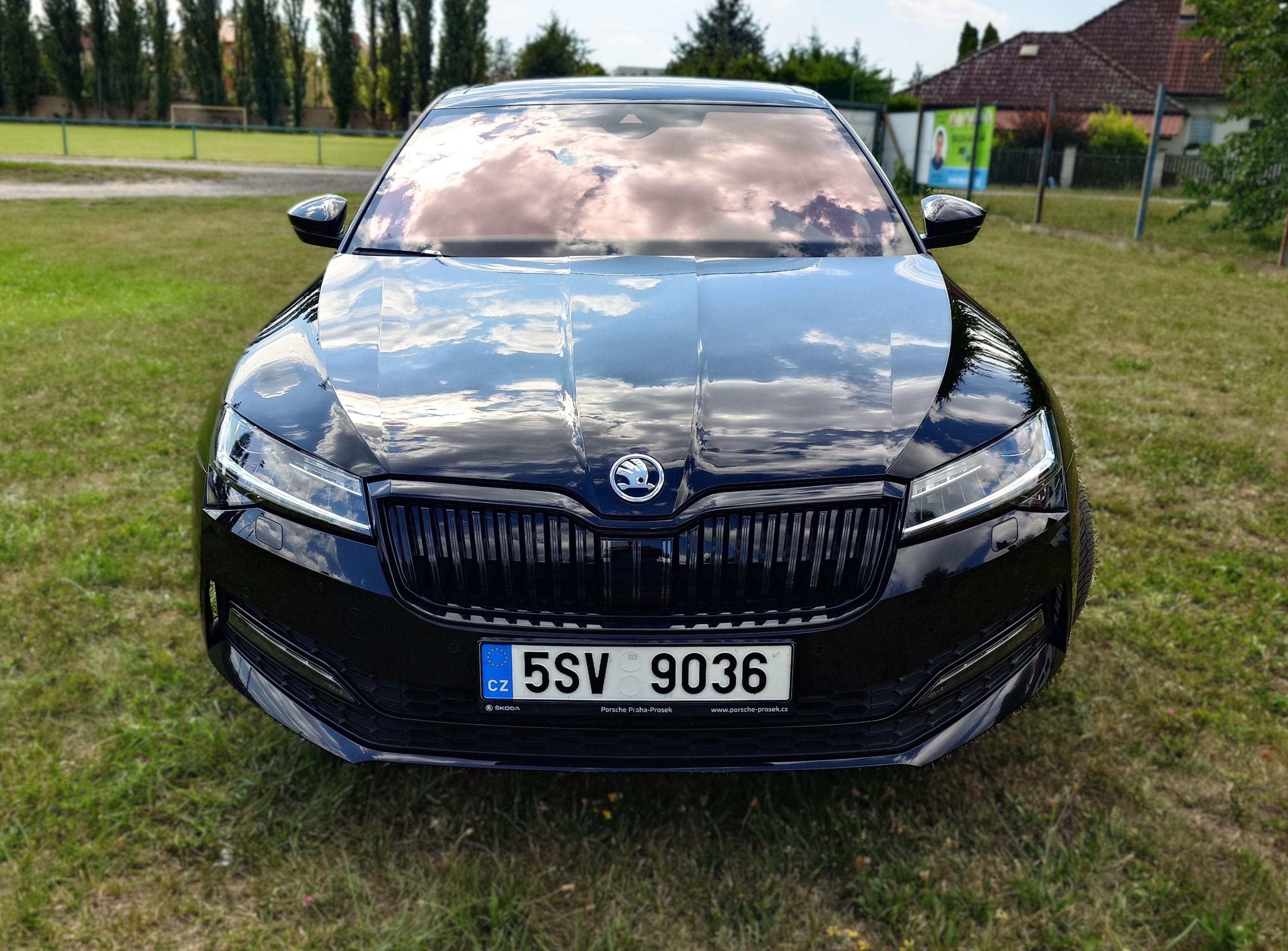 Škoda Superb, Sportline, top stav - fotka 2