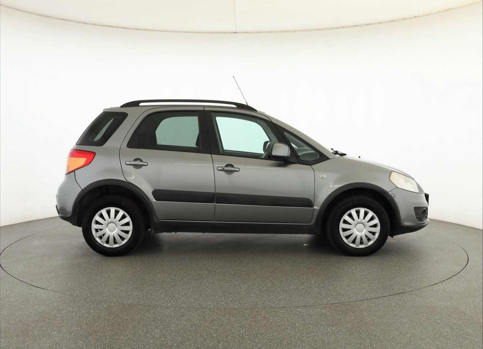 Suzuki SX4, 1.6 VVT, 4X4, po STK - fotka 6