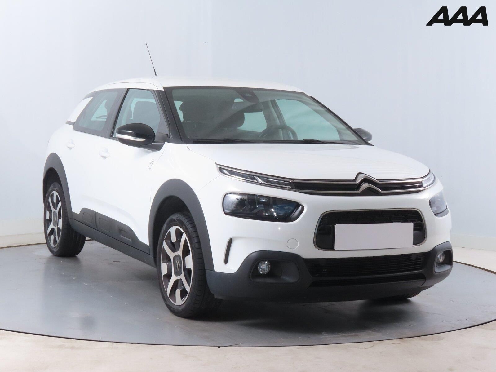 Citroën C4 Cactus, 1.2 PureTech, Selection, ČR