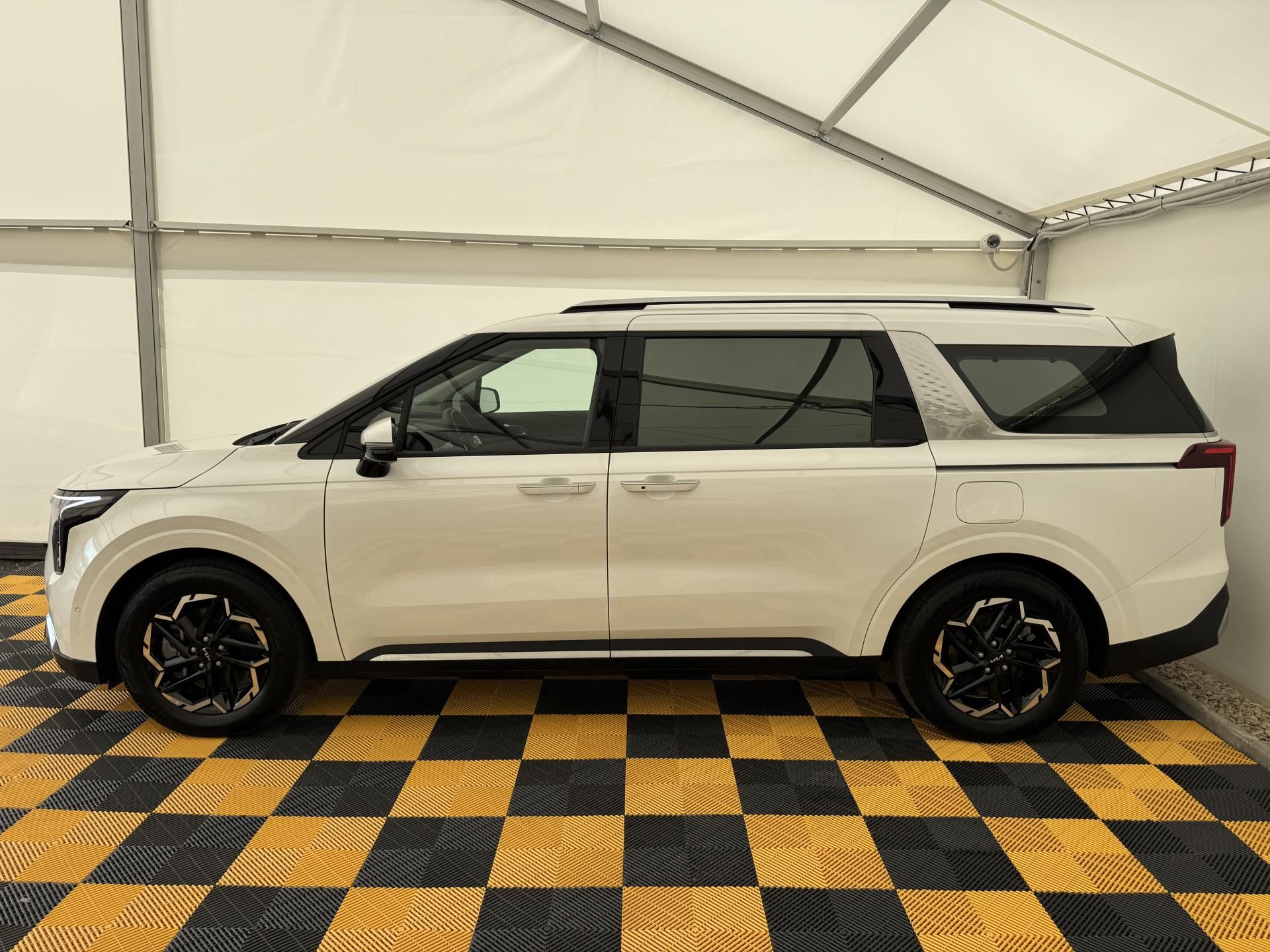 Kia Carnival, 2.2d*AT*145kw*9-mist*DPH* - fotka 4