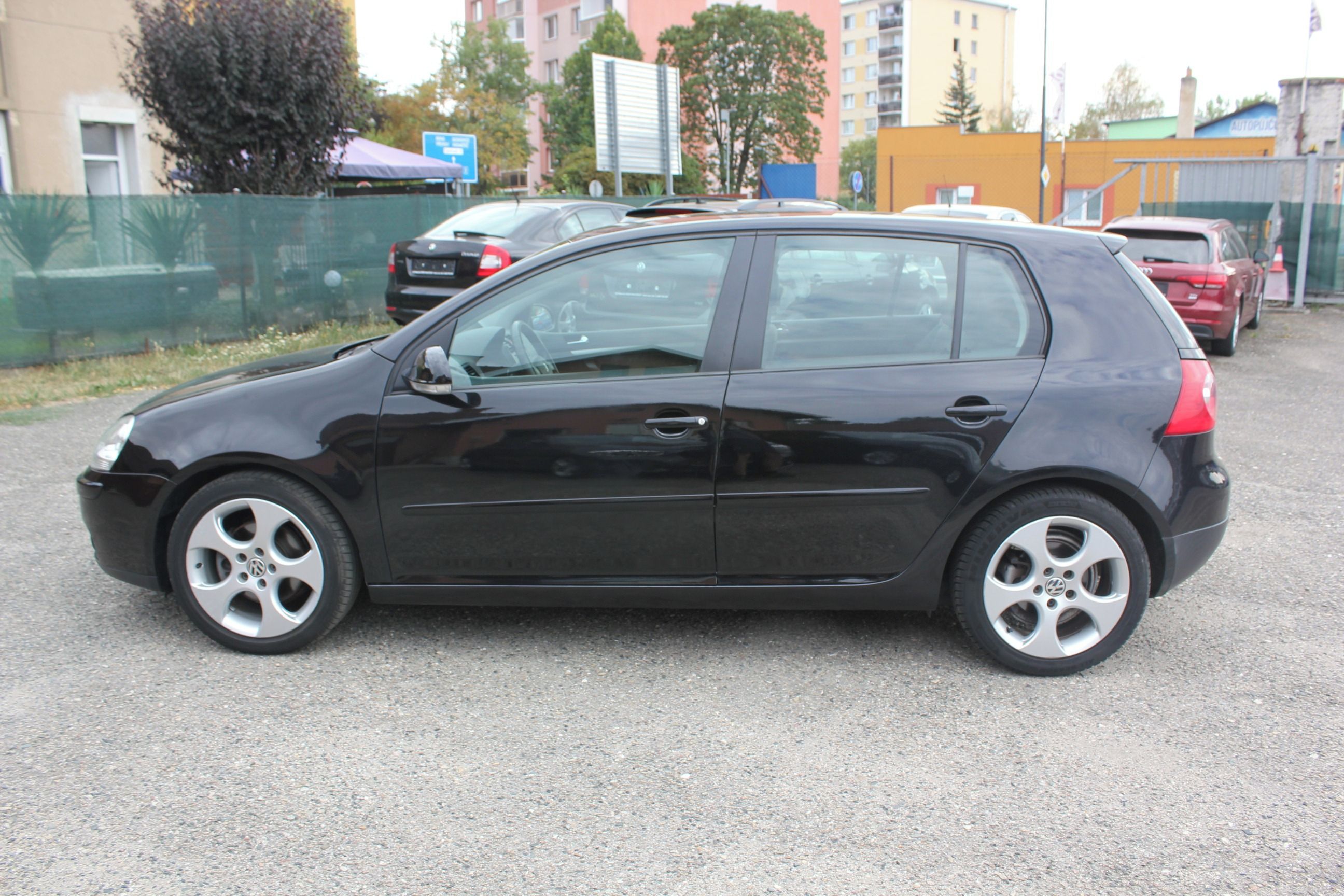 Volkswagen Golf, 2.0 TDI, 4x4, servis.kniha - fotka 4