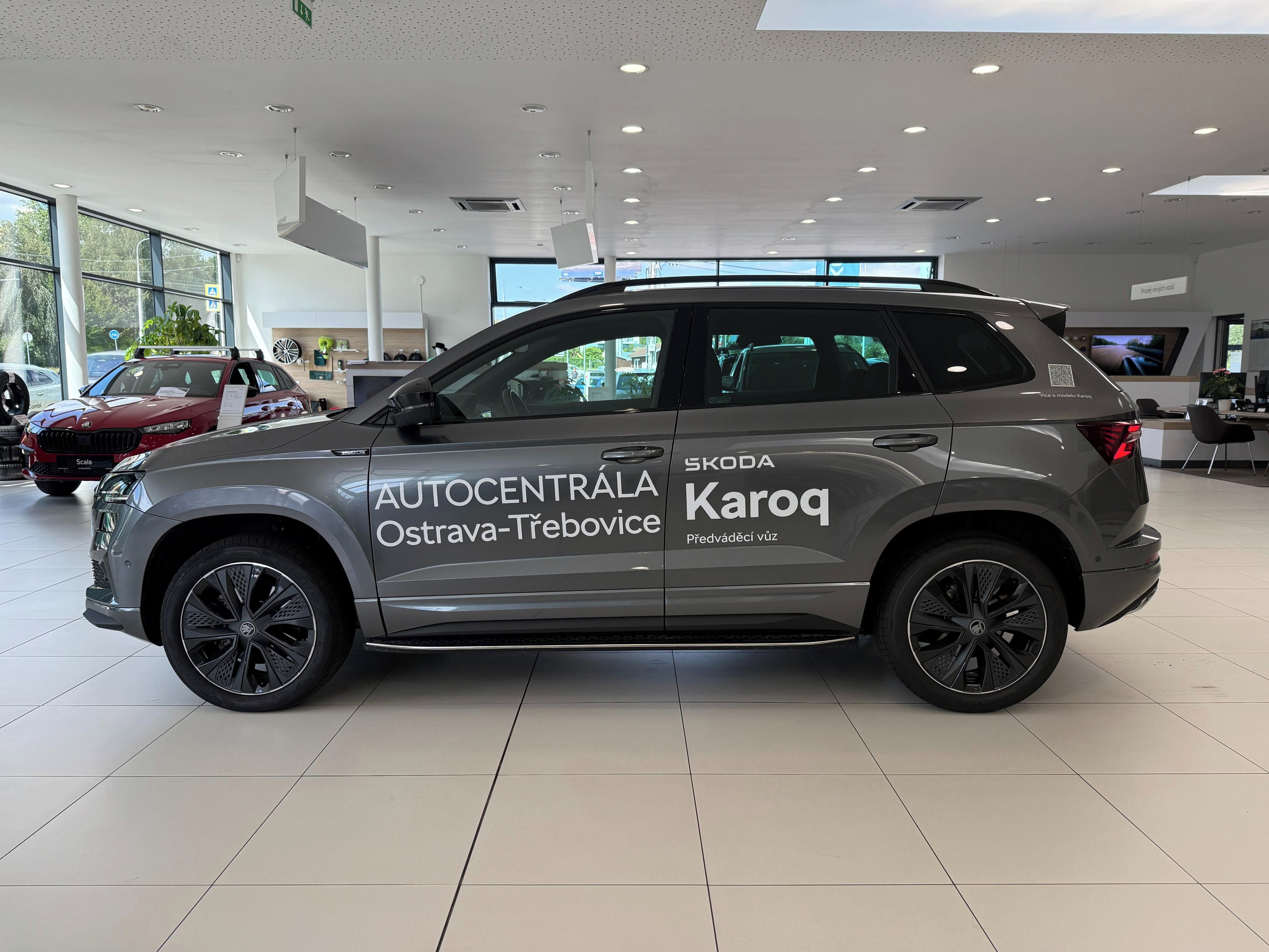 Škoda Karoq, DSG 1,5 TSI / 110 kW Sportline - fotka 2