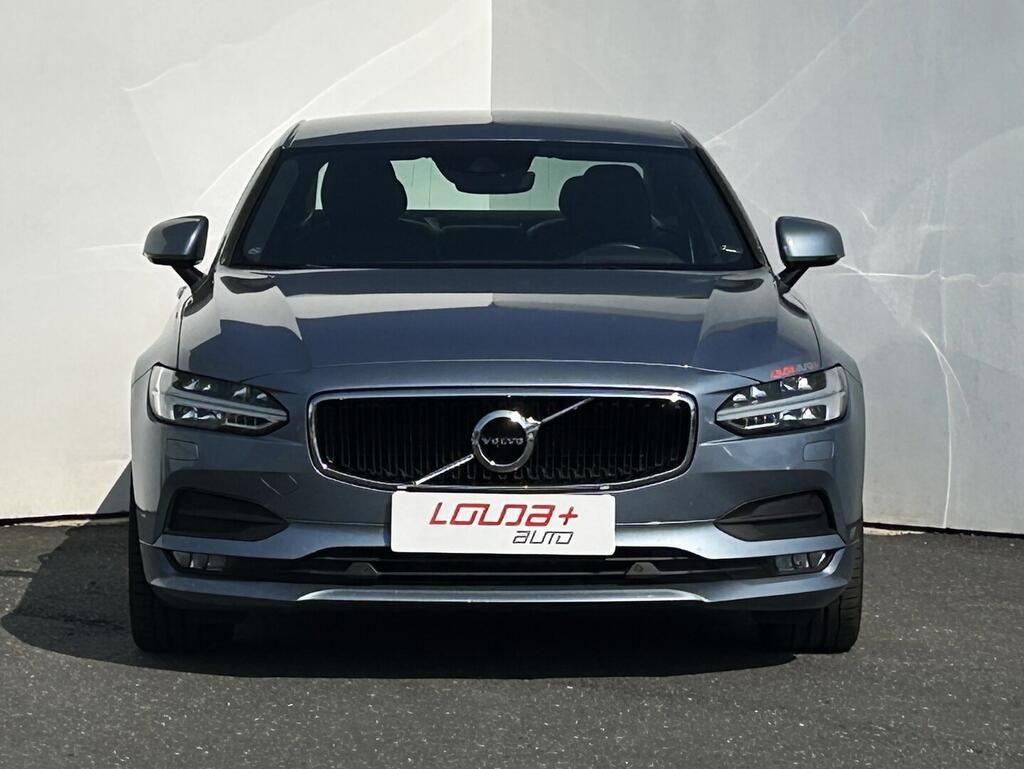 Volvo S90, Momentum Pro 2.0 D5 173 kW - fotka 4