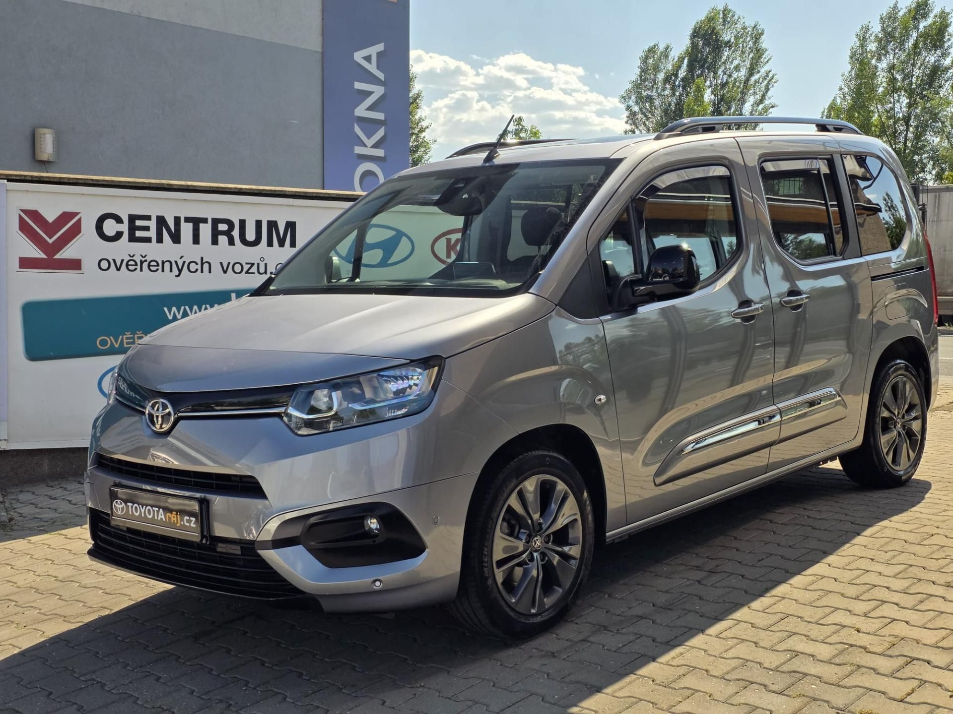 Toyota Proace City Verso, 1.5-PANORAMA-1.MAJ.-V ZÁRUCE - fotka 4