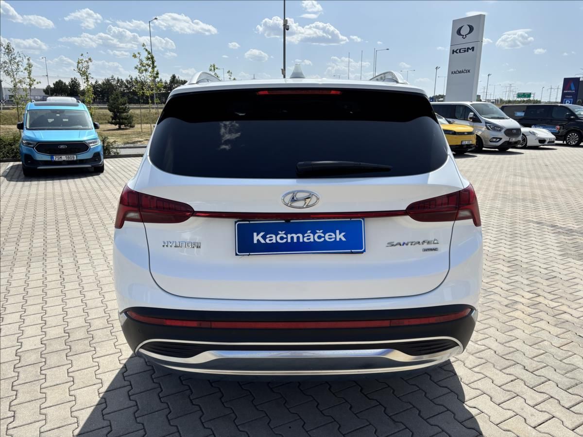 Hyundai Santa Fe, 2,2 CRDi Style 4x4 DCT 142kW - fotka 4
