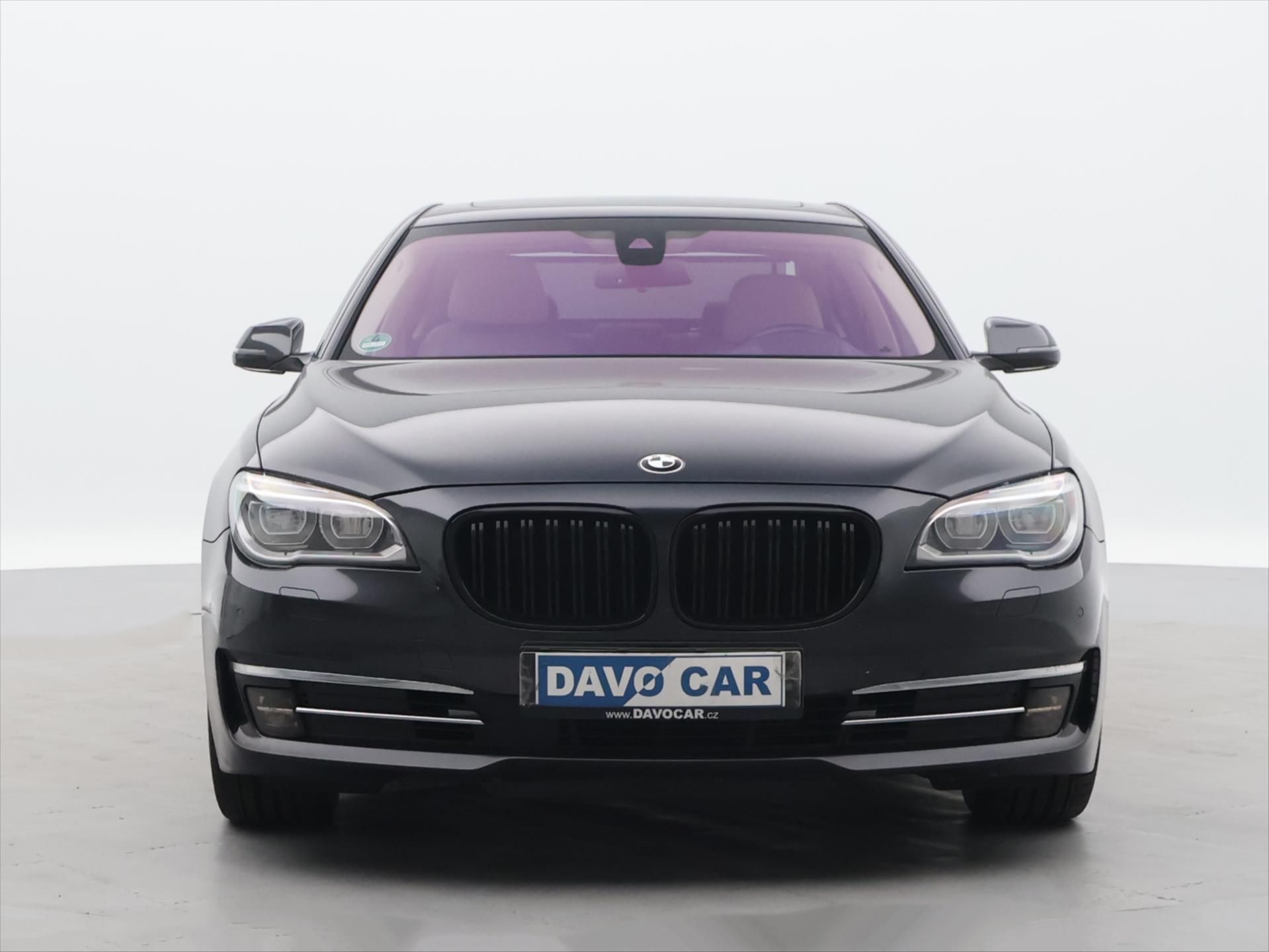 BMW Řada 7, 3,0 730d 190kW xDrive - fotka 2