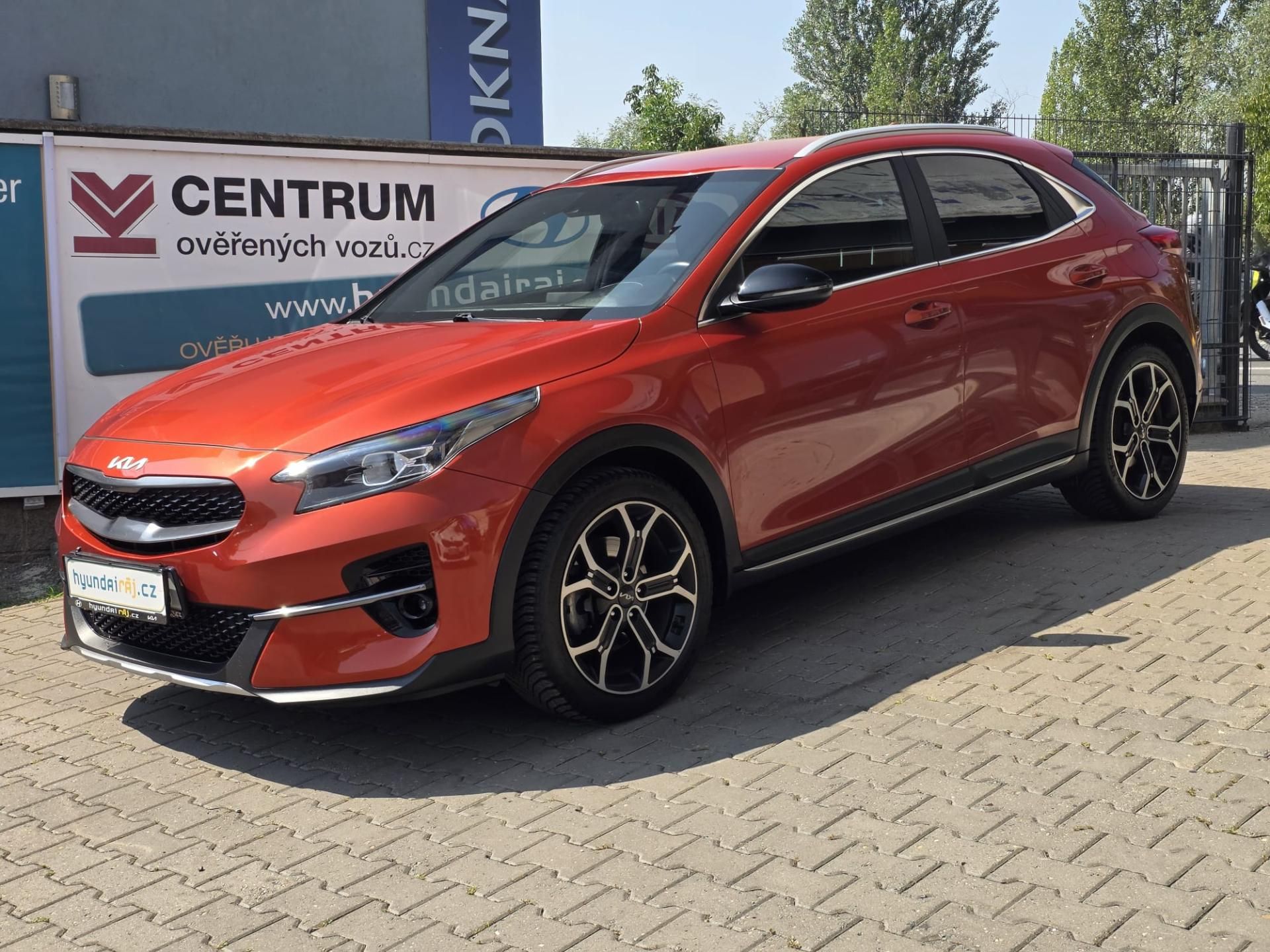 Kia XCee´d, 1.5-NAVI-KAMERA-V ZÁRUCE - fotka 6