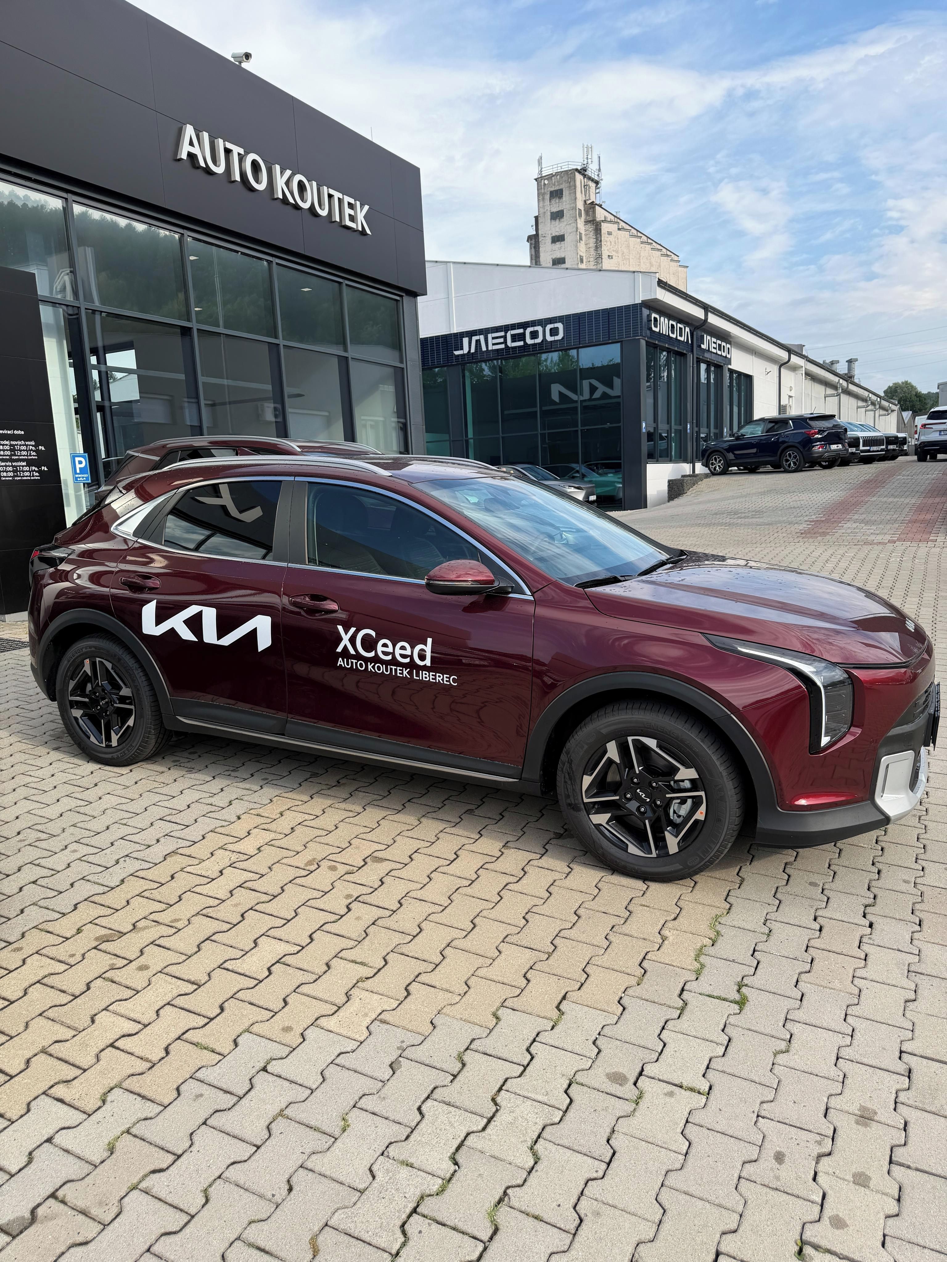 Kia XCee´d, 1,0TGDI EXCLUSIVE+WINTER - fotka 4