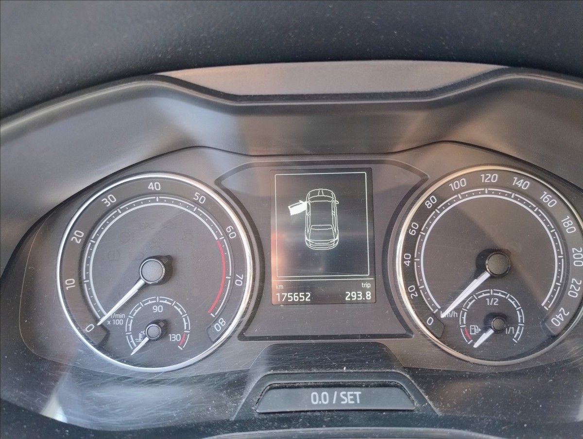 Škoda Scala, 1,0 TSi 81kW DSG - fotka 2