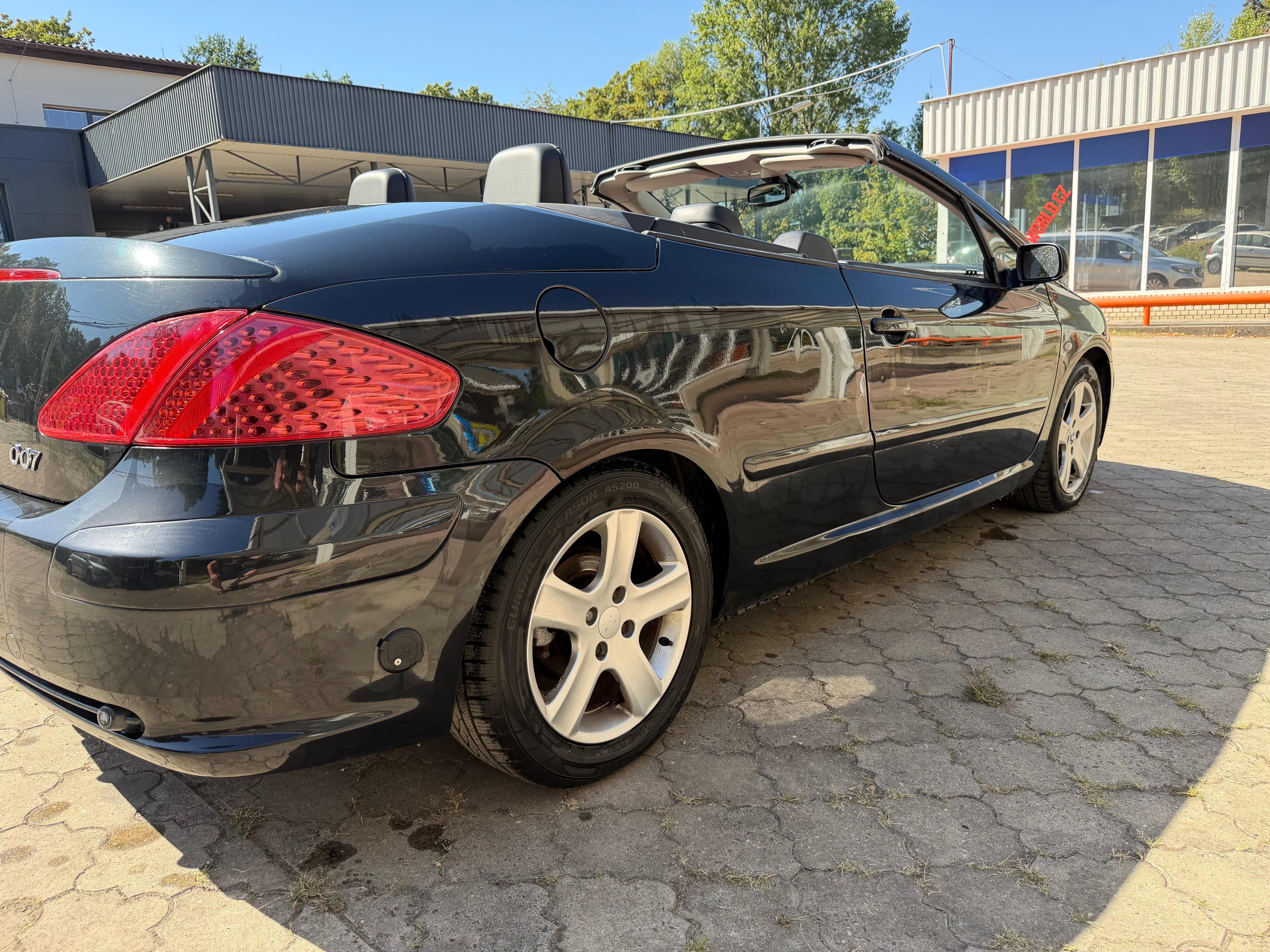 Peugeot 307, CC 2,0 100 kW BA/LPG - fotka 4