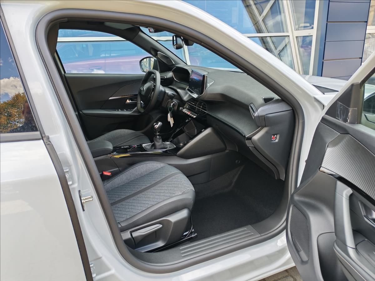 Peugeot 2008, 1,2 2008 ALLURE Turbo 100 MAN6 - fotka 5