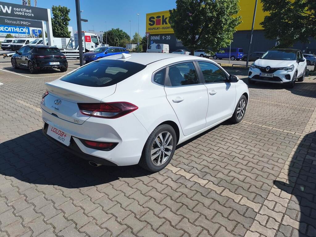 Hyundai i30, 1.0 T-GDI 88 kW - fotka 3