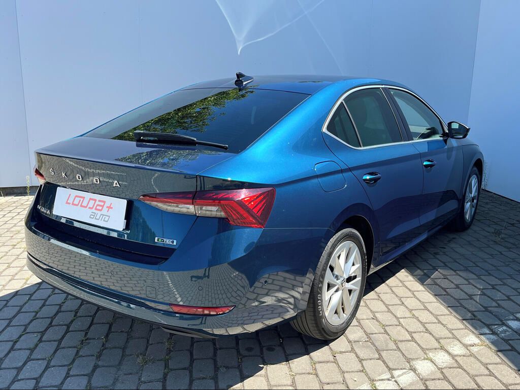 Škoda Octavia, Style 1.5 E-Tec 110 kW - fotka 2