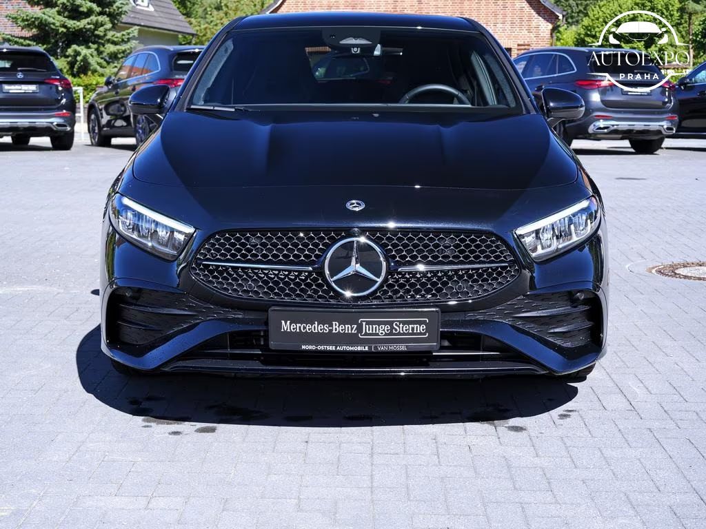 Mercedes-Benz Třídy A, 200 AMG NIGHT*PANORAMA - fotka 2