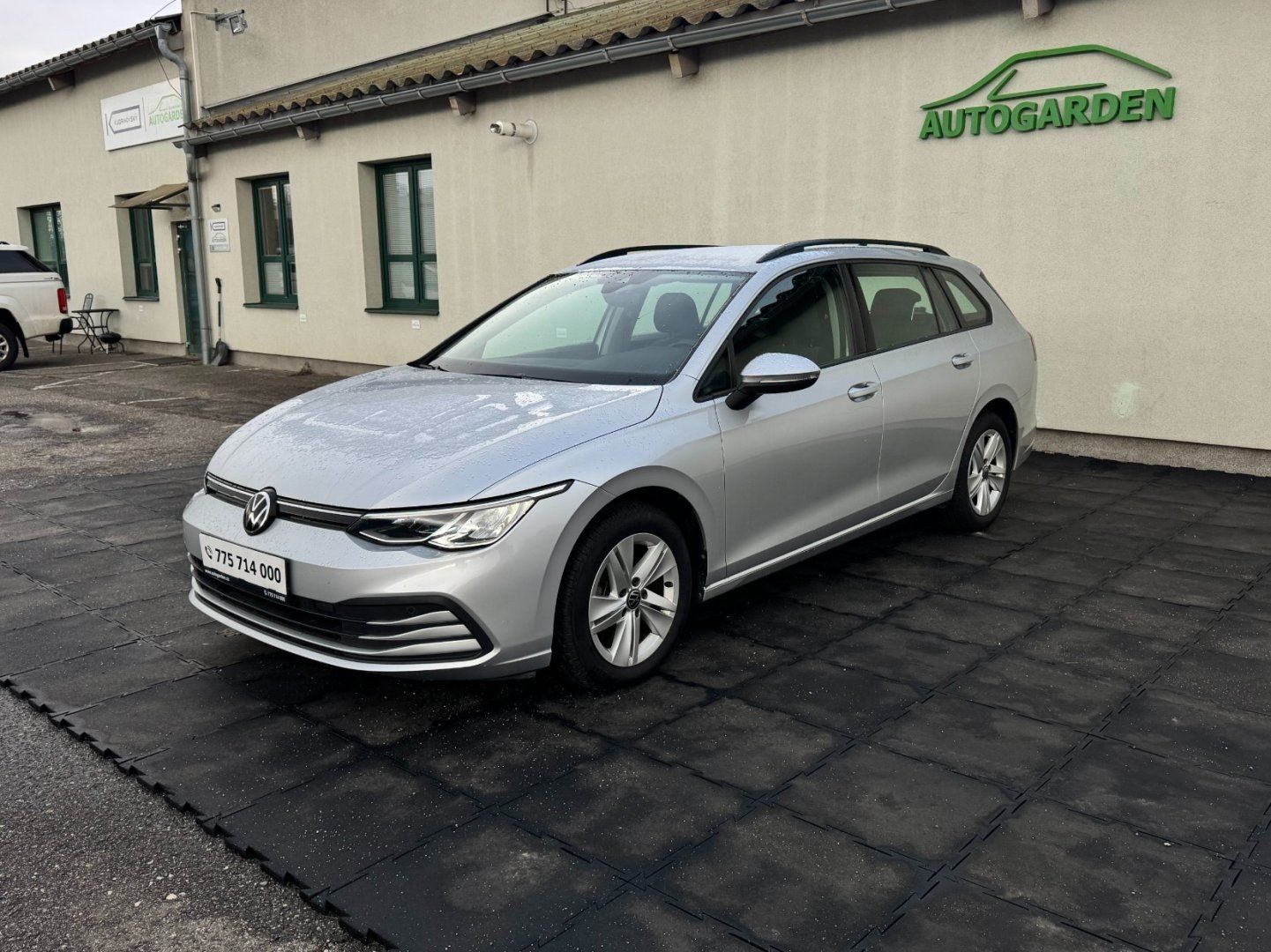 Volkswagen Golf, 2.0TDi, LIFE, DSG, LED, ACC - fotka 3