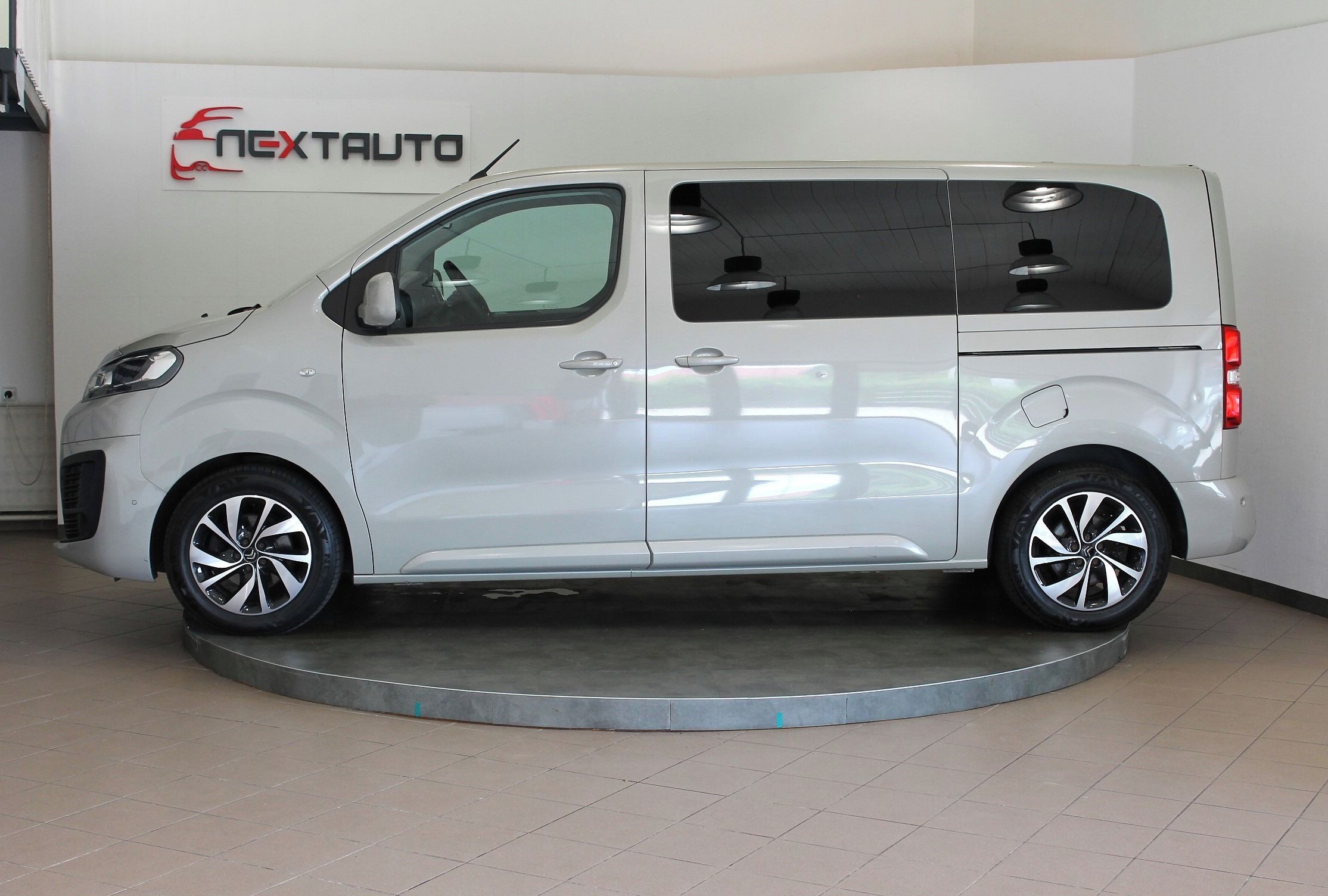 Citroën SpaceTourer, 2.0 Blue-HDI 106kW, FEEL M - fotka 2