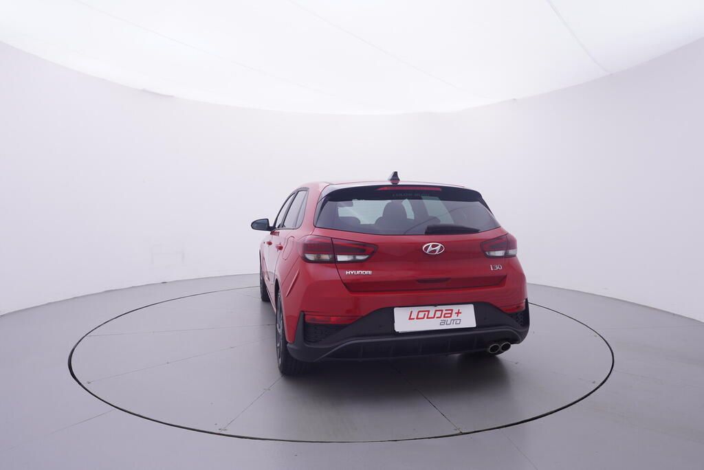 Hyundai i30, N Line Sport 1.5 T-GDI 117 kW - fotka 4