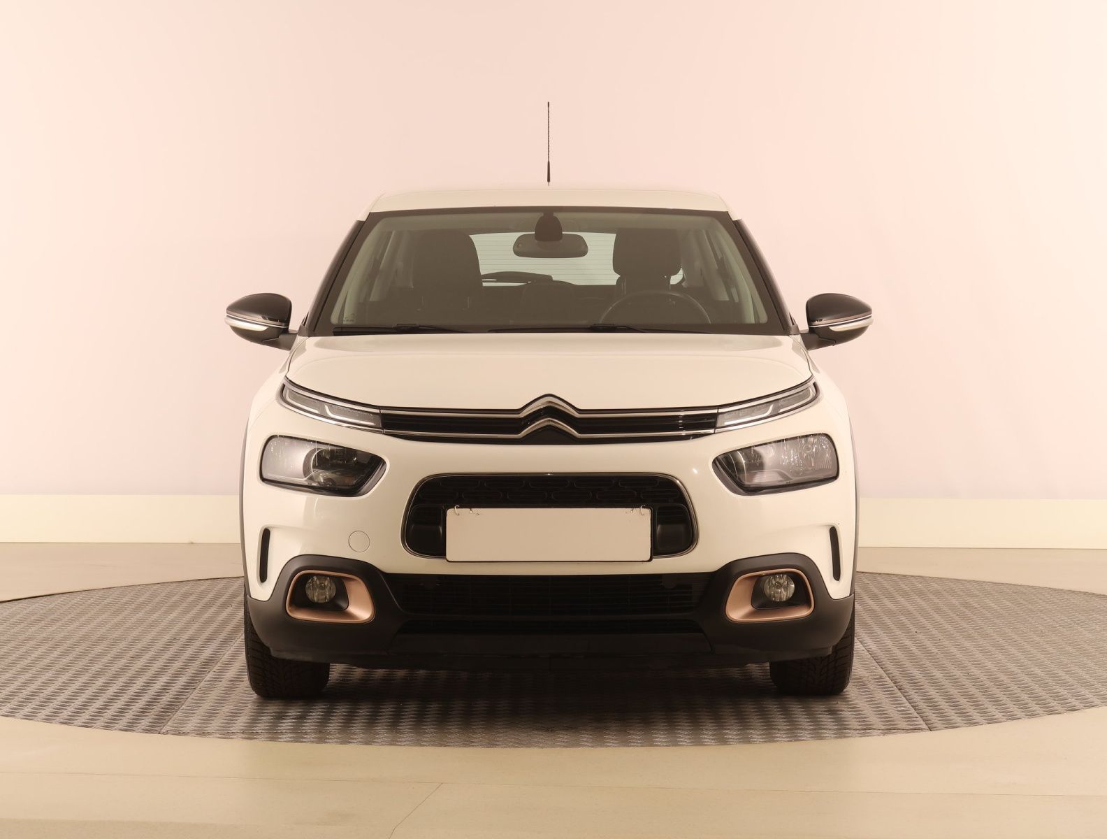 Citroën C4 Cactus, 1.2 PureTech, Serv.kniha, Navi - fotka 2