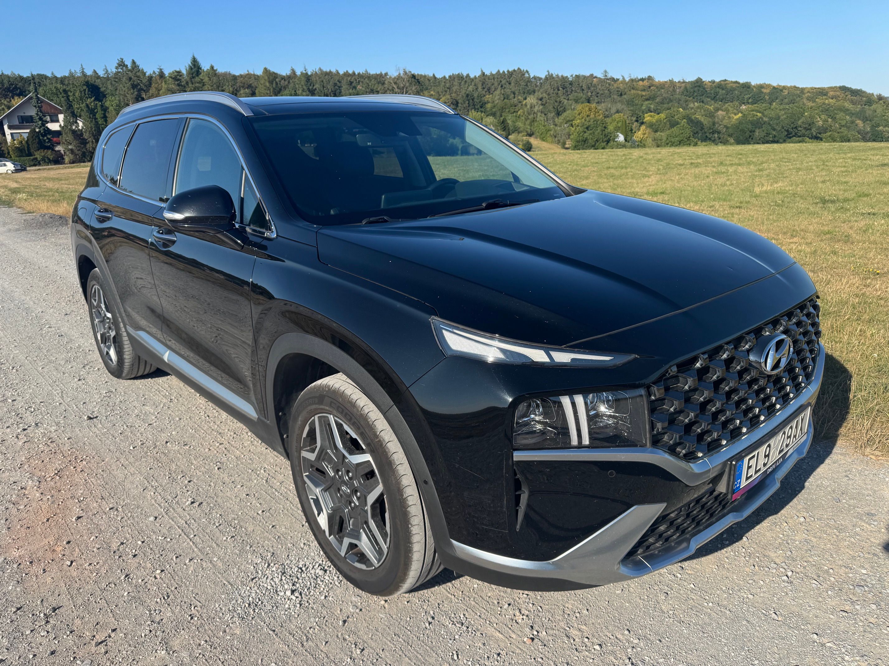 Hyundai Santa Fe, 1.6T-GDi PHEV 4x4 MAX. VÝB. ČR - fotka 2