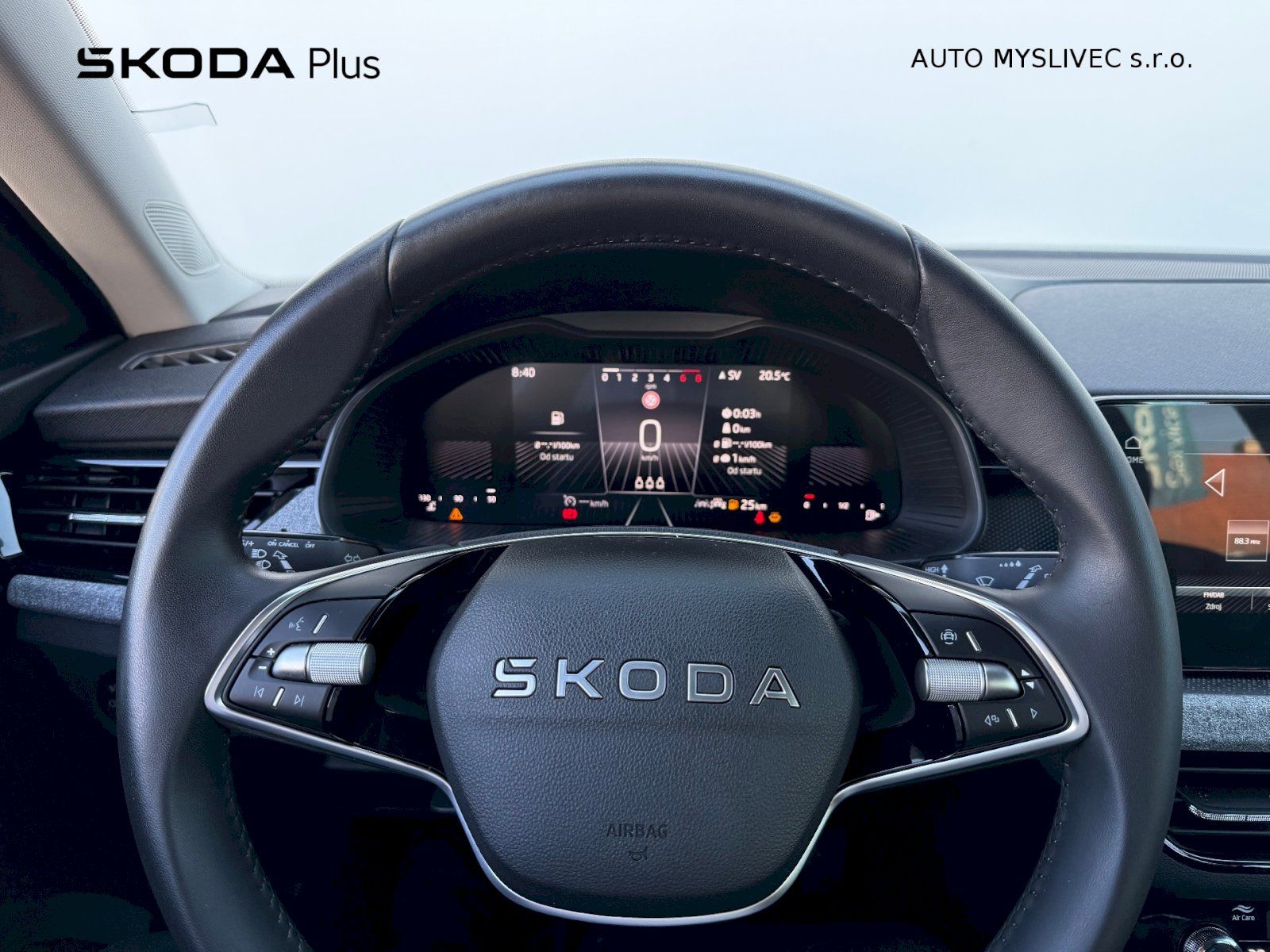 Škoda Kamiq, 1.0 TSI 85kW Selection - fotka 5