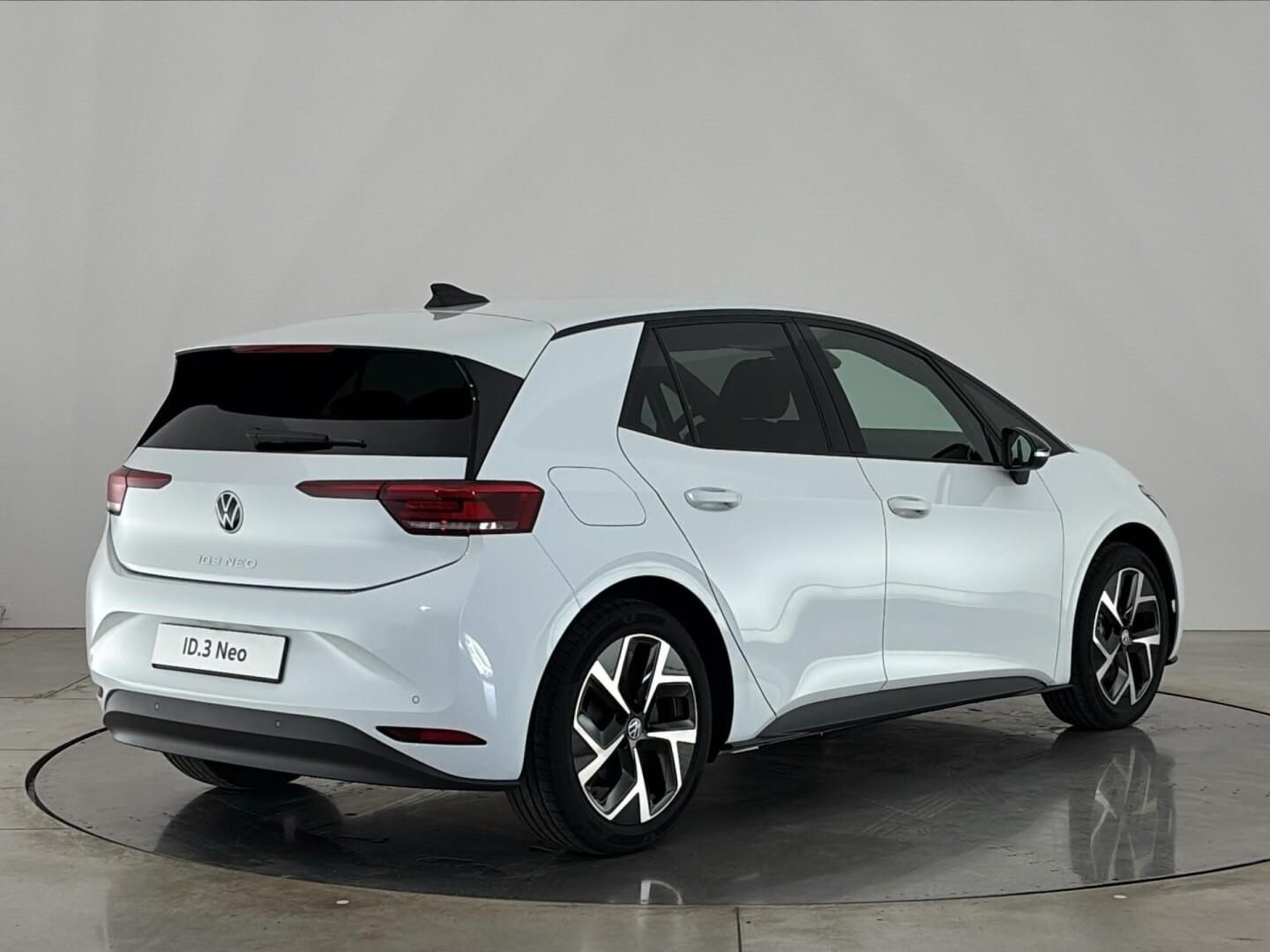 Volkswagen ID.3, 0.0 elektro / 140 kW Neo Life - fotka 2