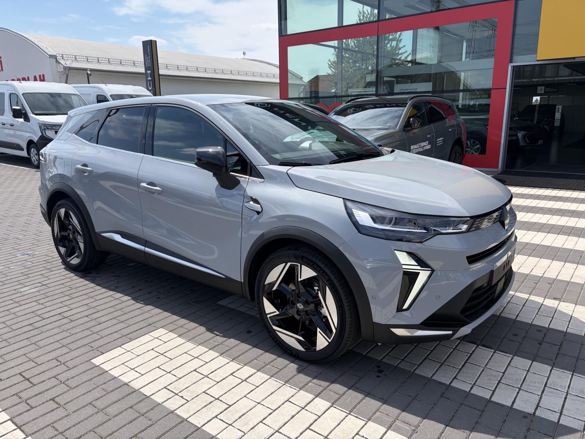 Renault Symbioz, iconic full hybrid E-Tech 160 - fotka 2
