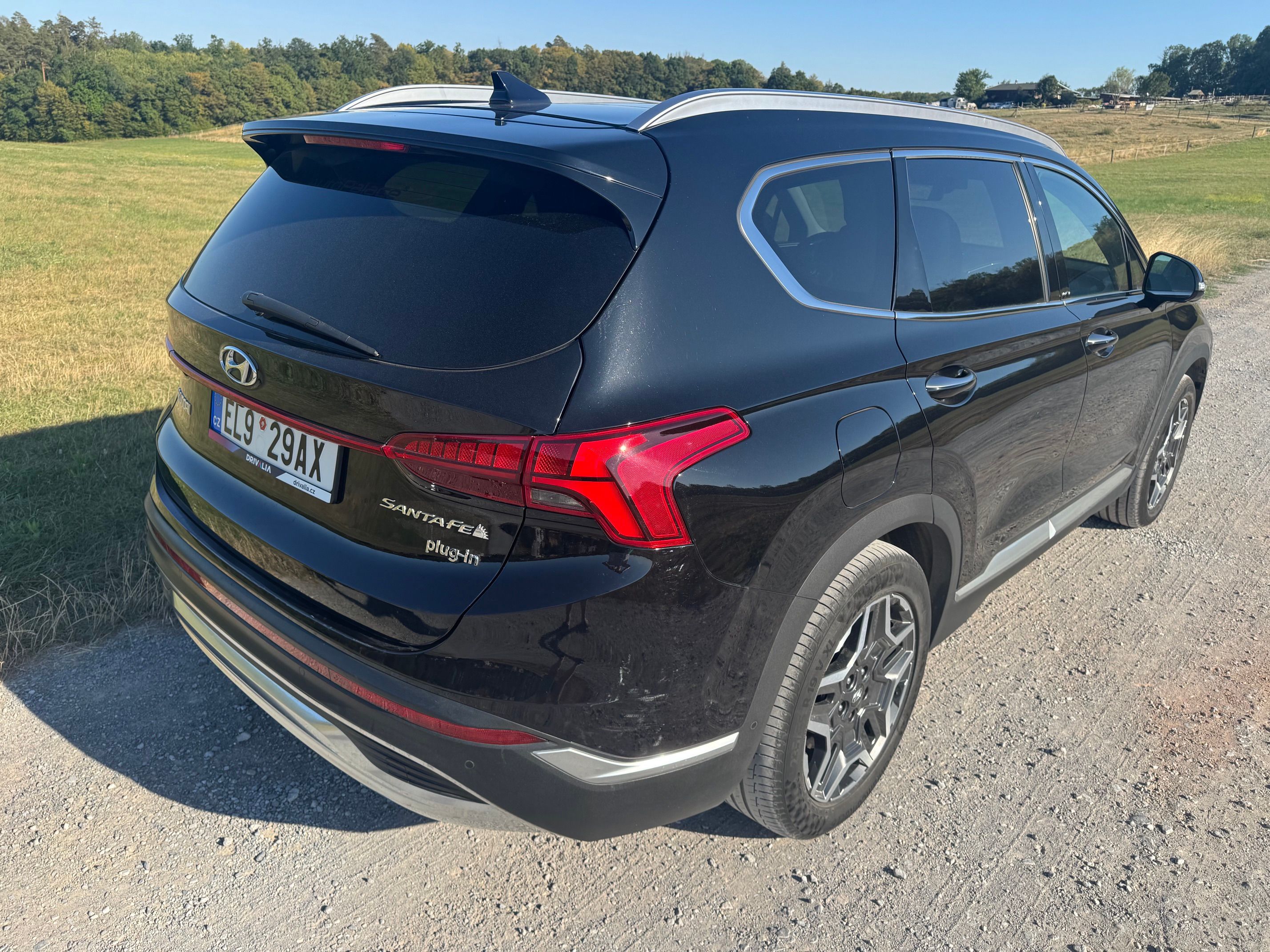Hyundai Santa Fe, 1.6T-GDi PHEV 4x4 MAX. VÝB. ČR - fotka 3