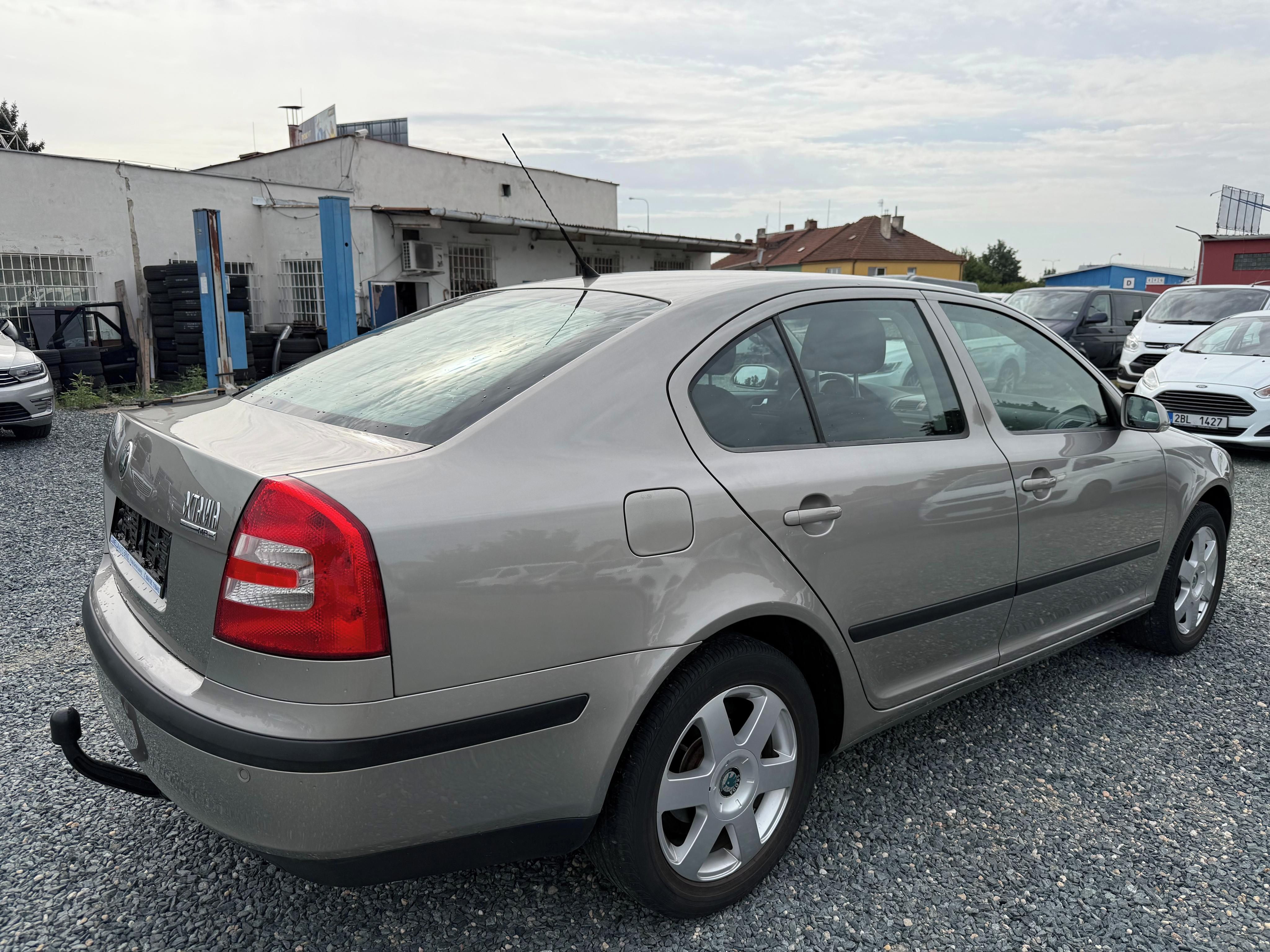 Škoda Octavia, 1.6 MPi 75Kw 1-Majitel Top! - fotka 3