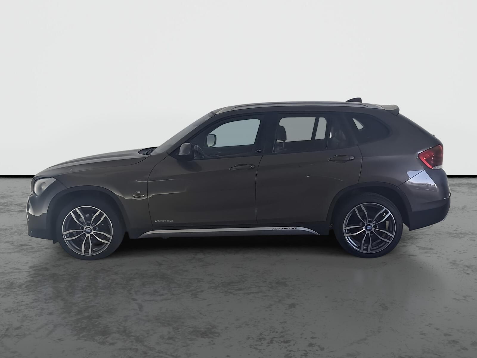 BMW X1, xDrive18d, 4X4, Serv.kniha - fotka 3