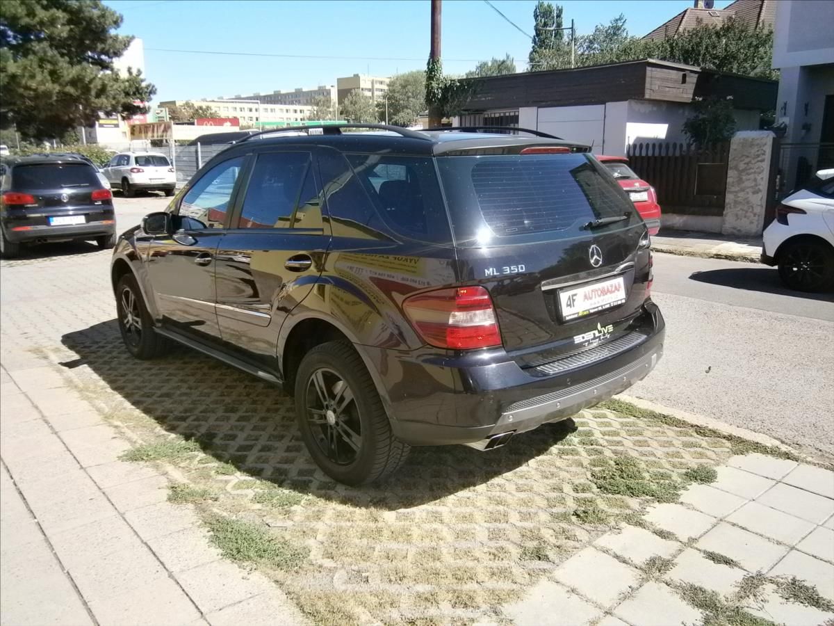 Mercedes-Benz Třídy M, 3,5 350 4-MATIC 164 - fotka 4