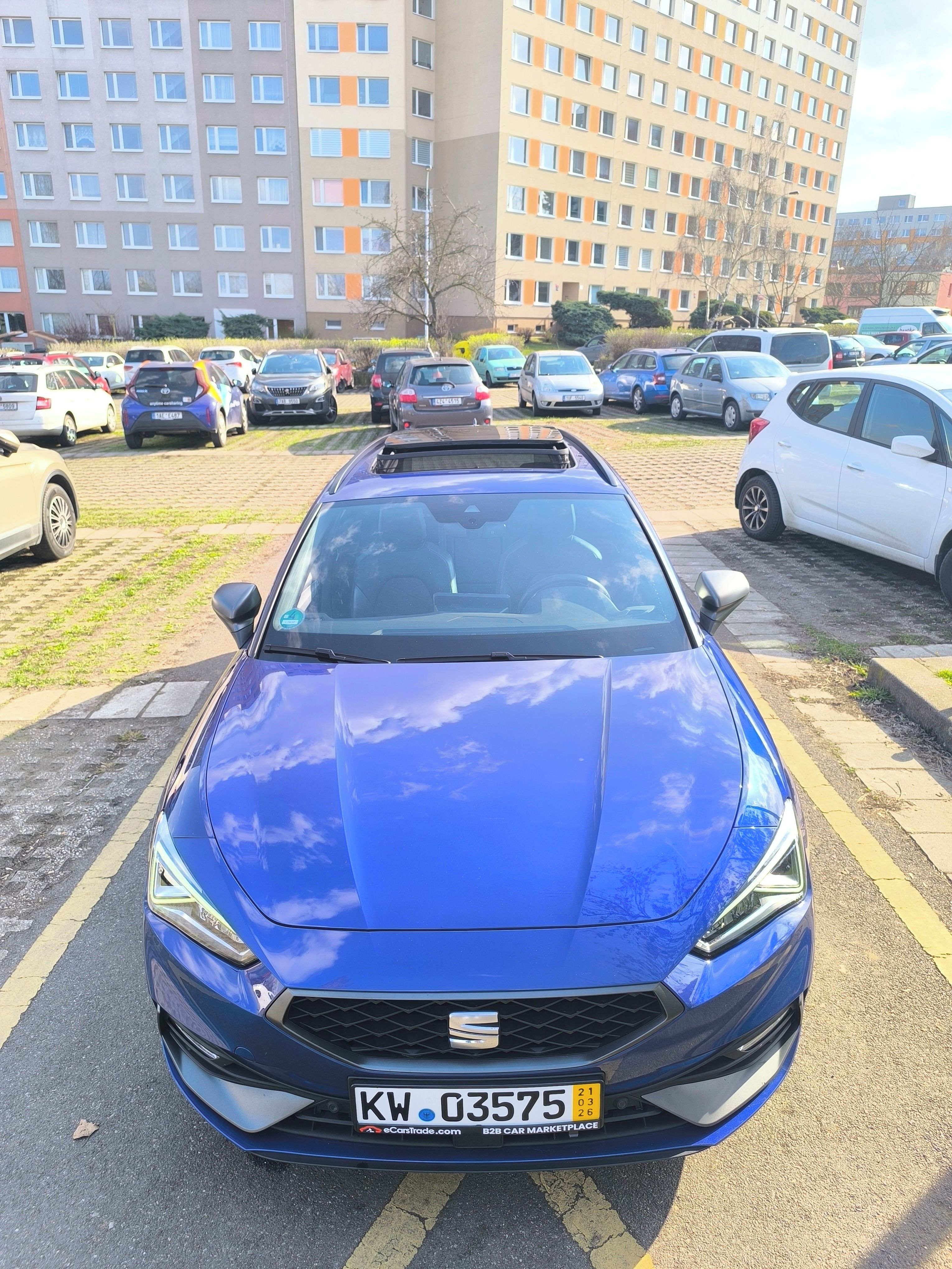 Seat Leon, FR 110kw 175 tis km - fotka 2