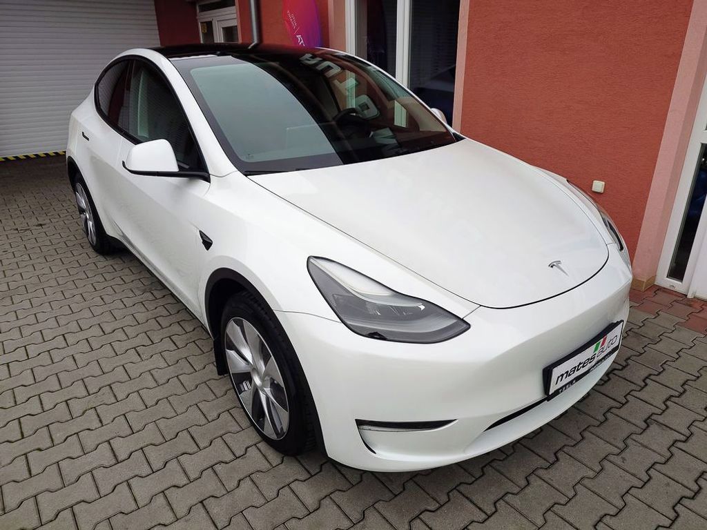 Tesla Model Y, Standard plus RWD 220kW SOH 95 - fotka 5