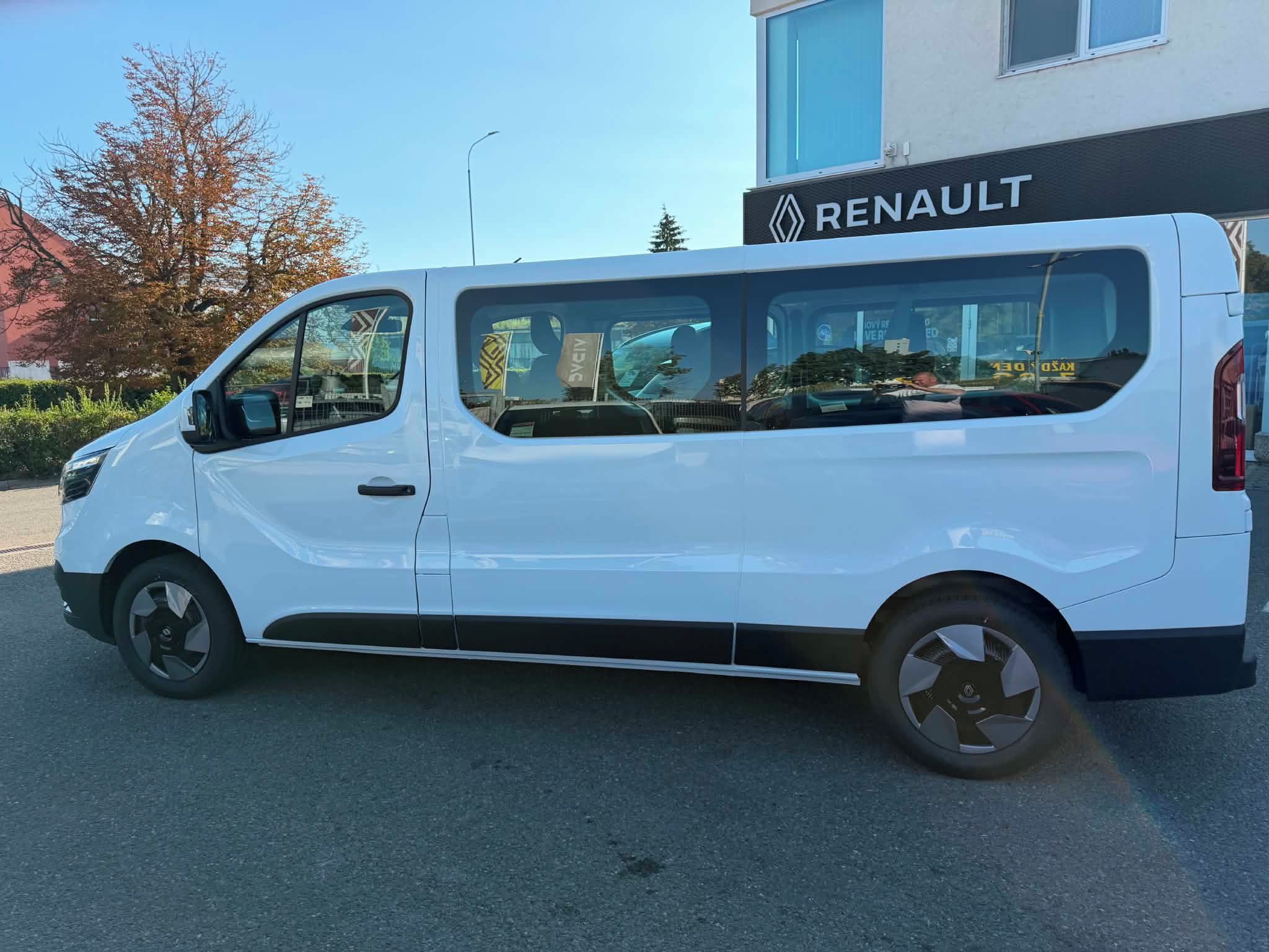 Renault Trafic, L2 Equilibre Blue dCi 150 Comb - fotka 6