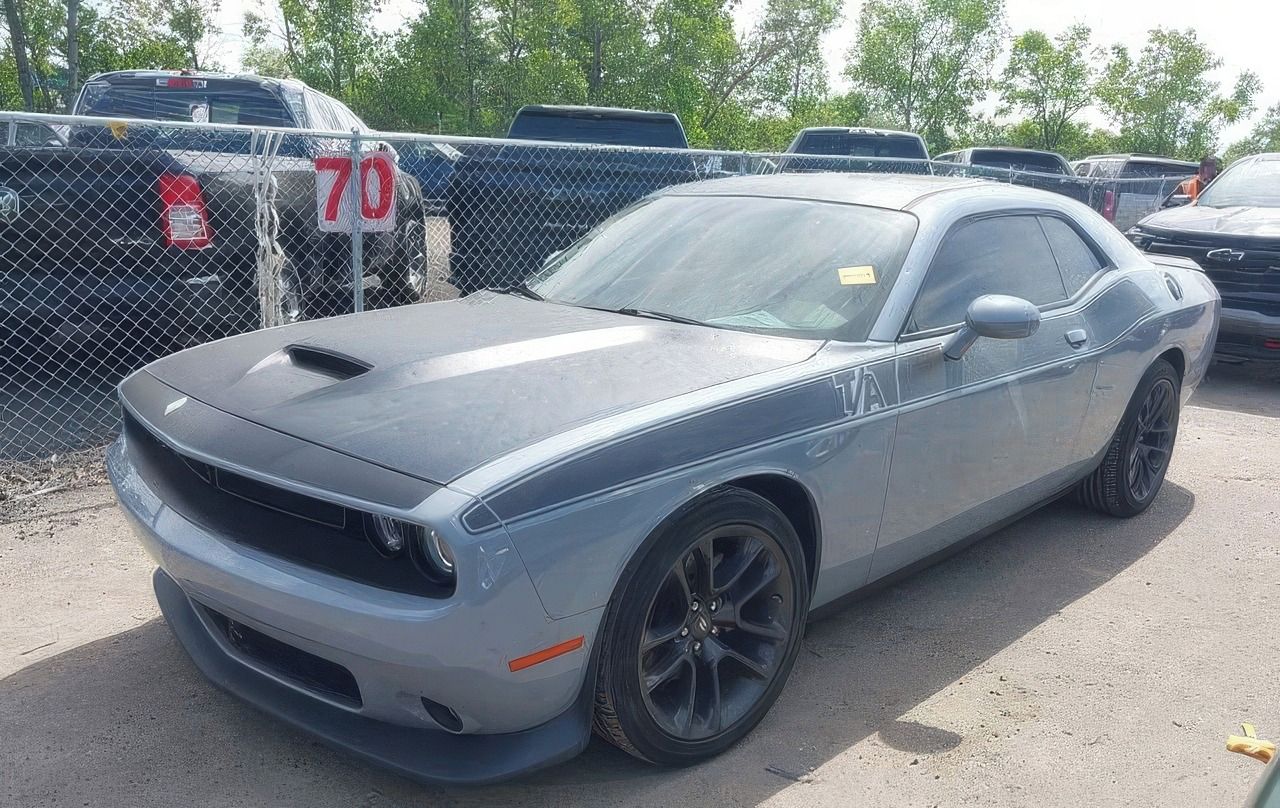 Dodge Challenger, Auto na cestě