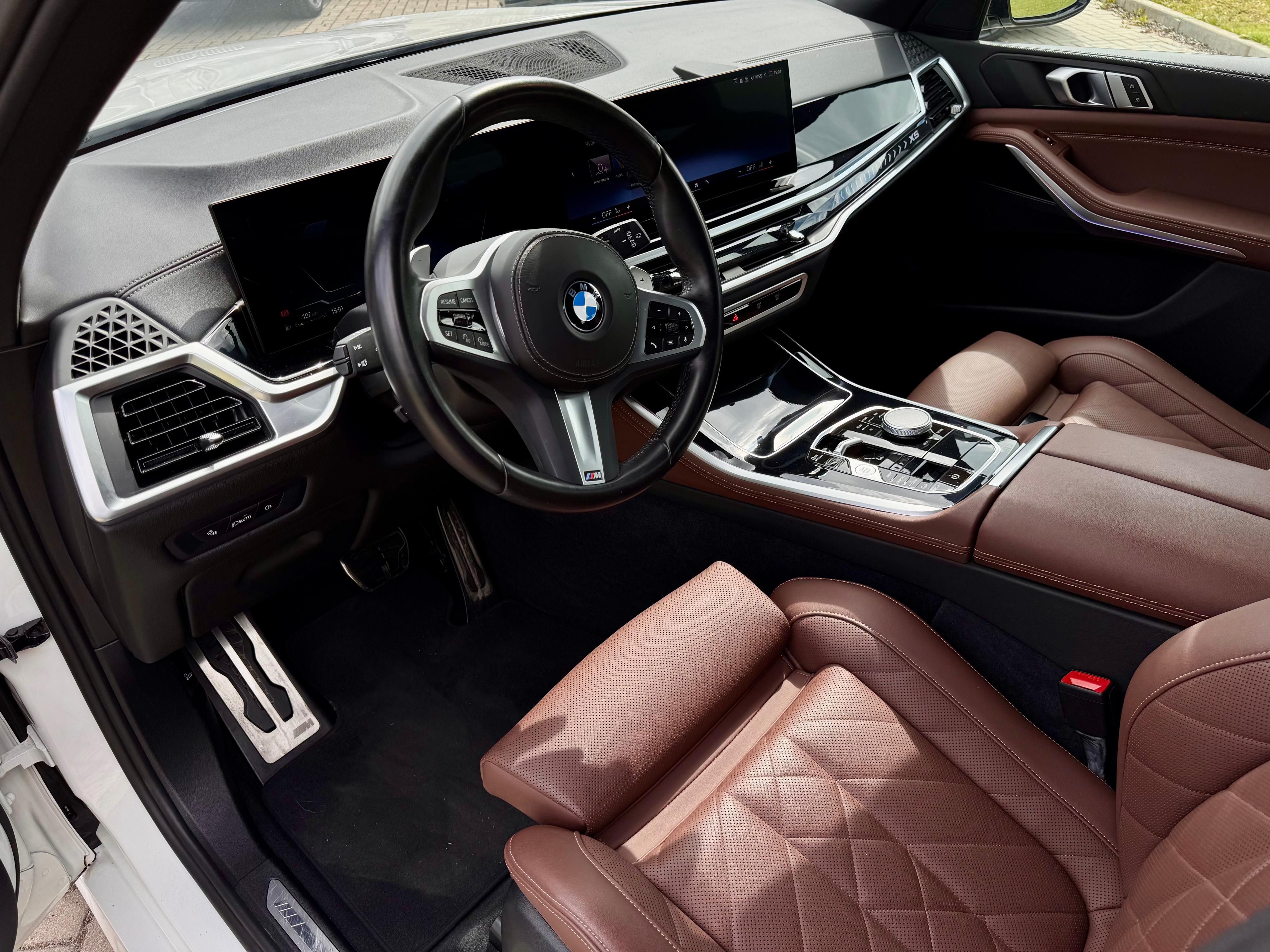 BMW X5, 40i M-sportpaket - fotka 3