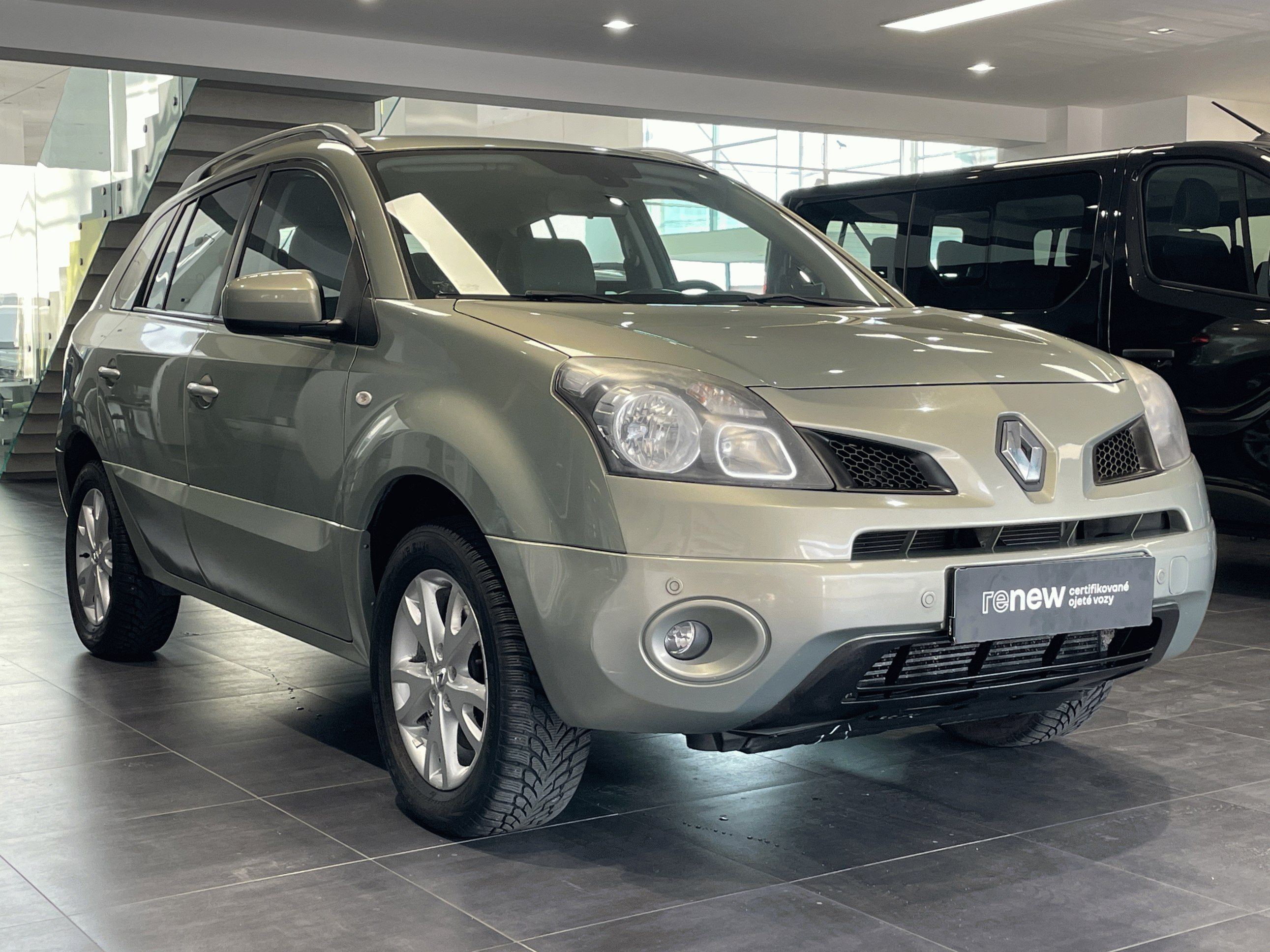 Renault Koleos, Dynamique 2,0dCi 150k 4x4 - fotka 6