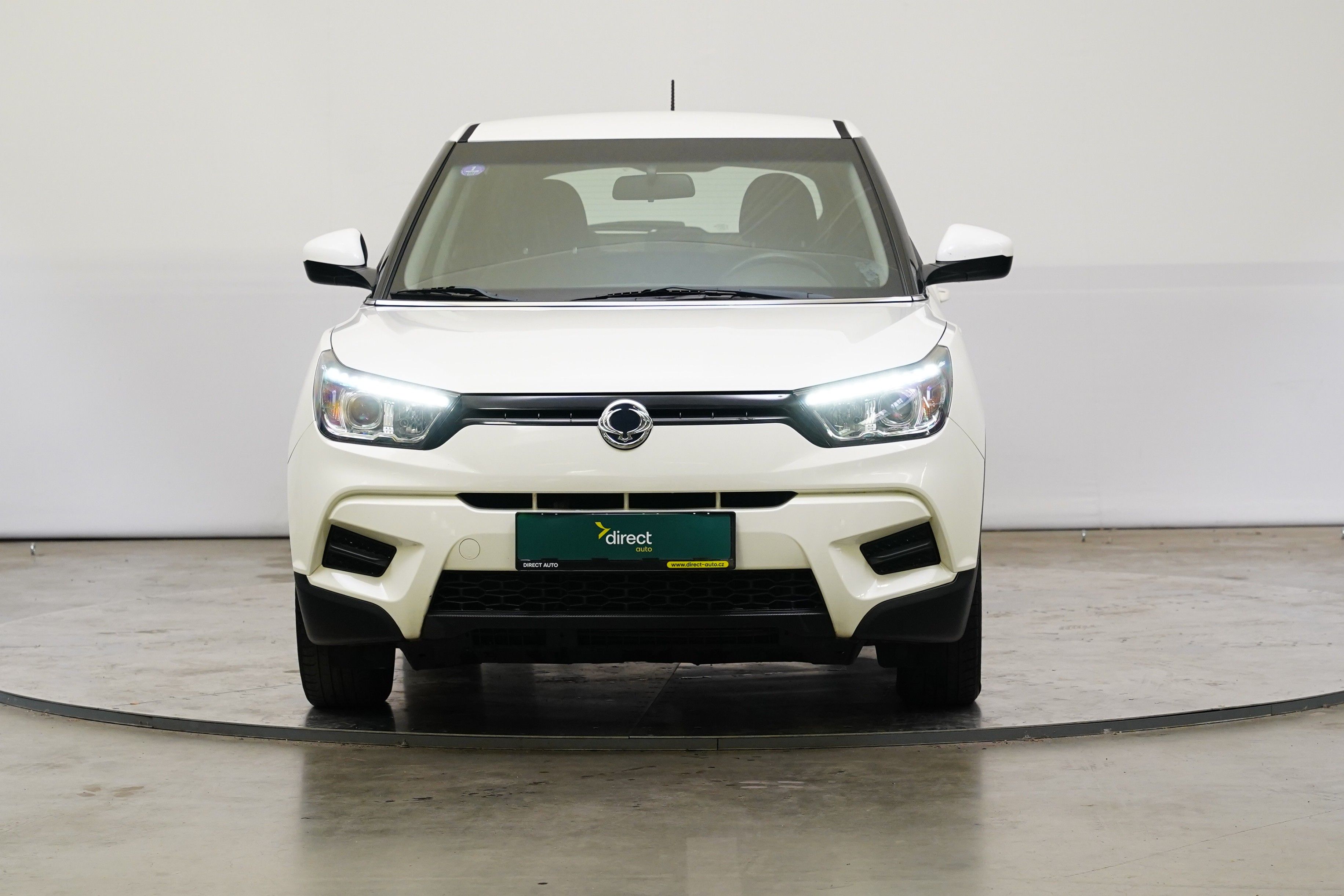 SsangYong Tivoli, 1.6i 94 kW Crystal 4x2 - fotka 4