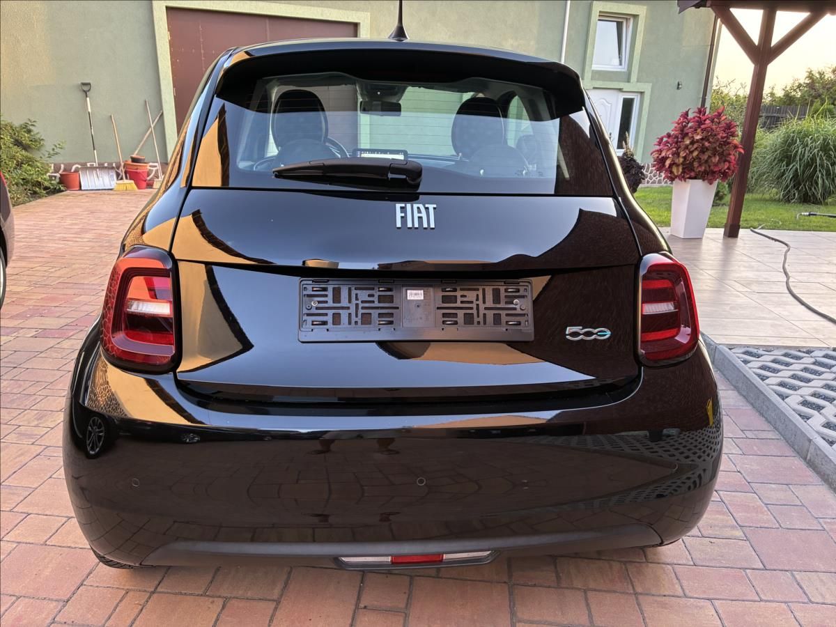 Fiat 500E, Icon 43KWh 87kw - fotka 5