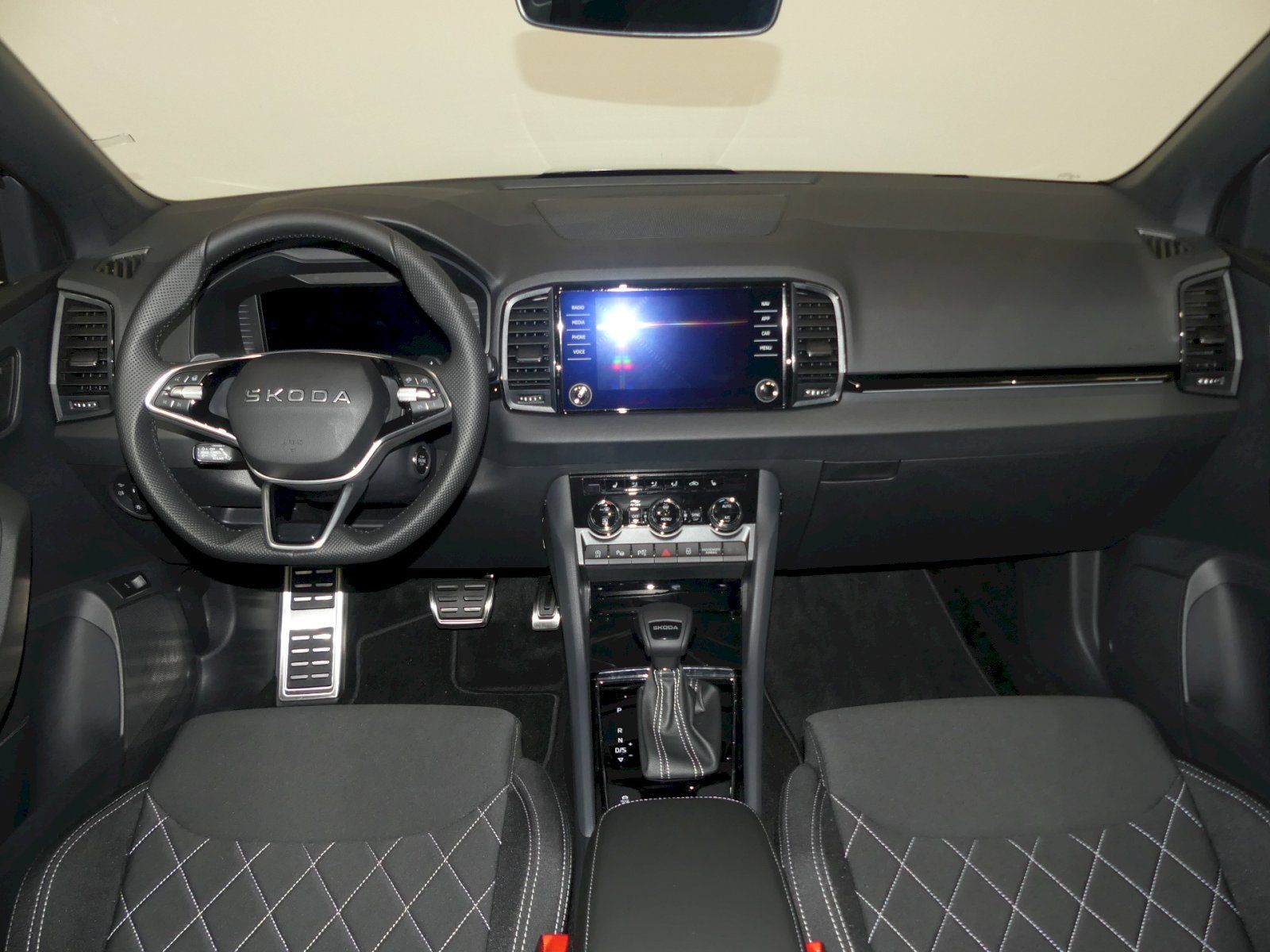 Škoda Karoq, SportLine DSG 1.5TSI 110kW - fotka 5