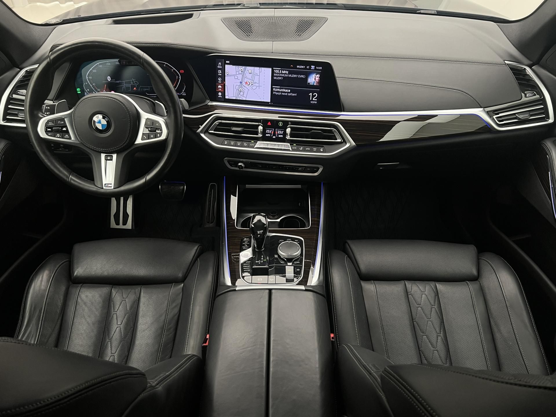 BMW X5, XDrive 30d M-Paket AUT - fotka 2