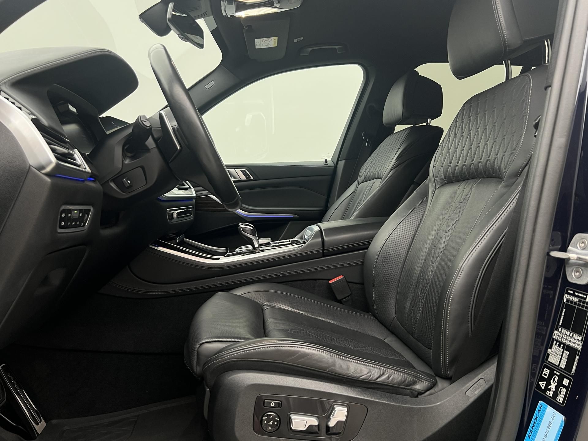 BMW X5, XDrive 30d M-Paket AUT - fotka 3
