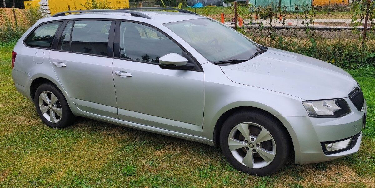 Škoda Octavia, 3 combi 2.0TDi 110kW - Webasto - fotka 3