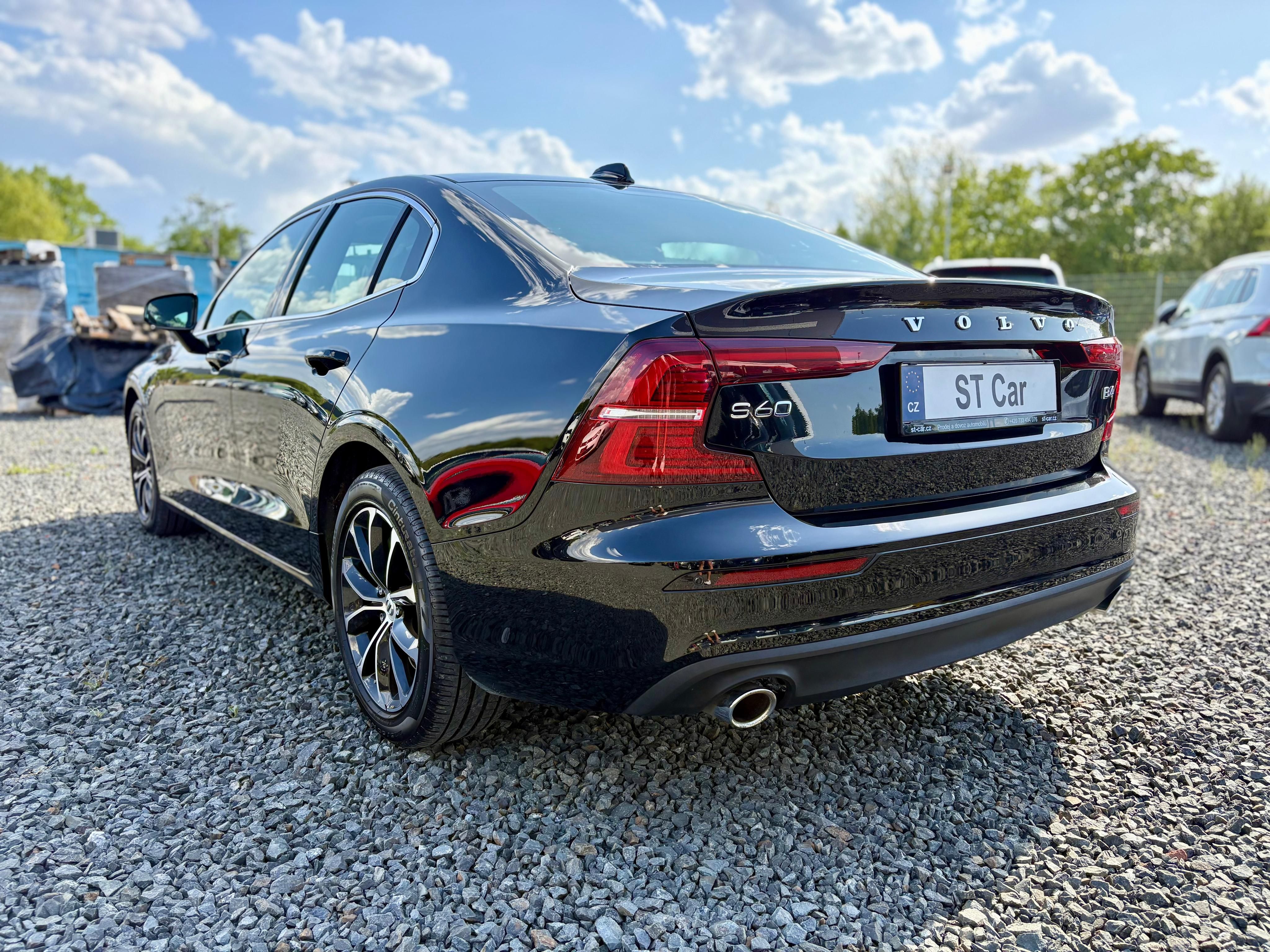 Volvo S60, B4 2.0i 145kw Momentum ČR DPH - fotka 6