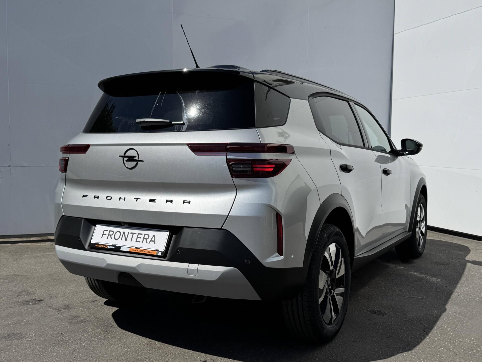 Opel Frontera, GS Hybrid 1,2 TURBO - fotka 4