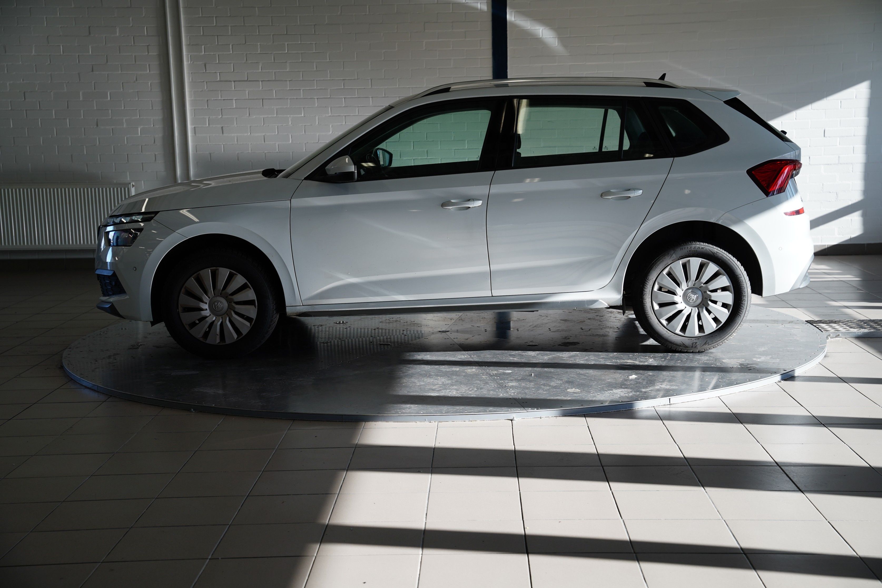 Škoda Kamiq, 1.0 TSI 85 kW DSG Style - fotka 3