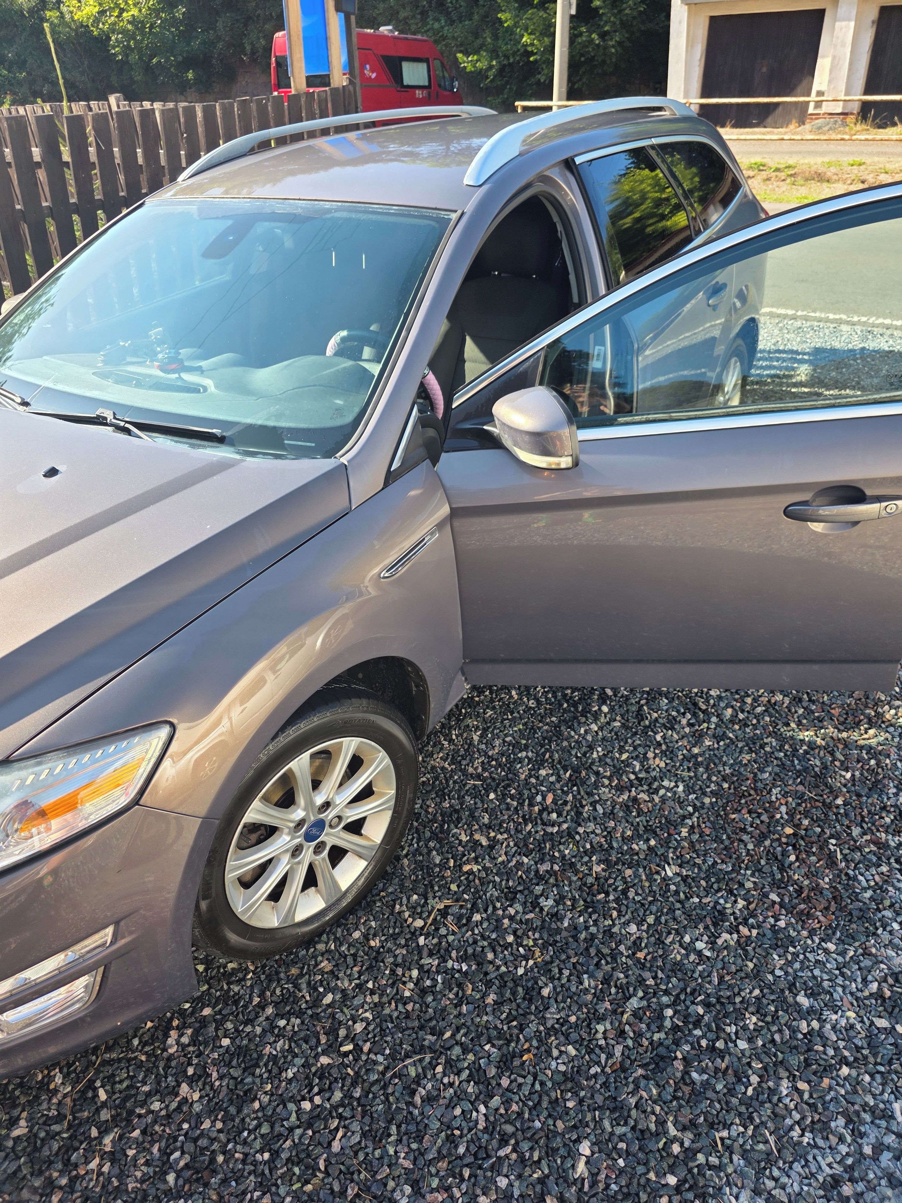 Ford Mondeo, Ford Mondeo 2,0 TDI ,AUTOMAT - fotka 4