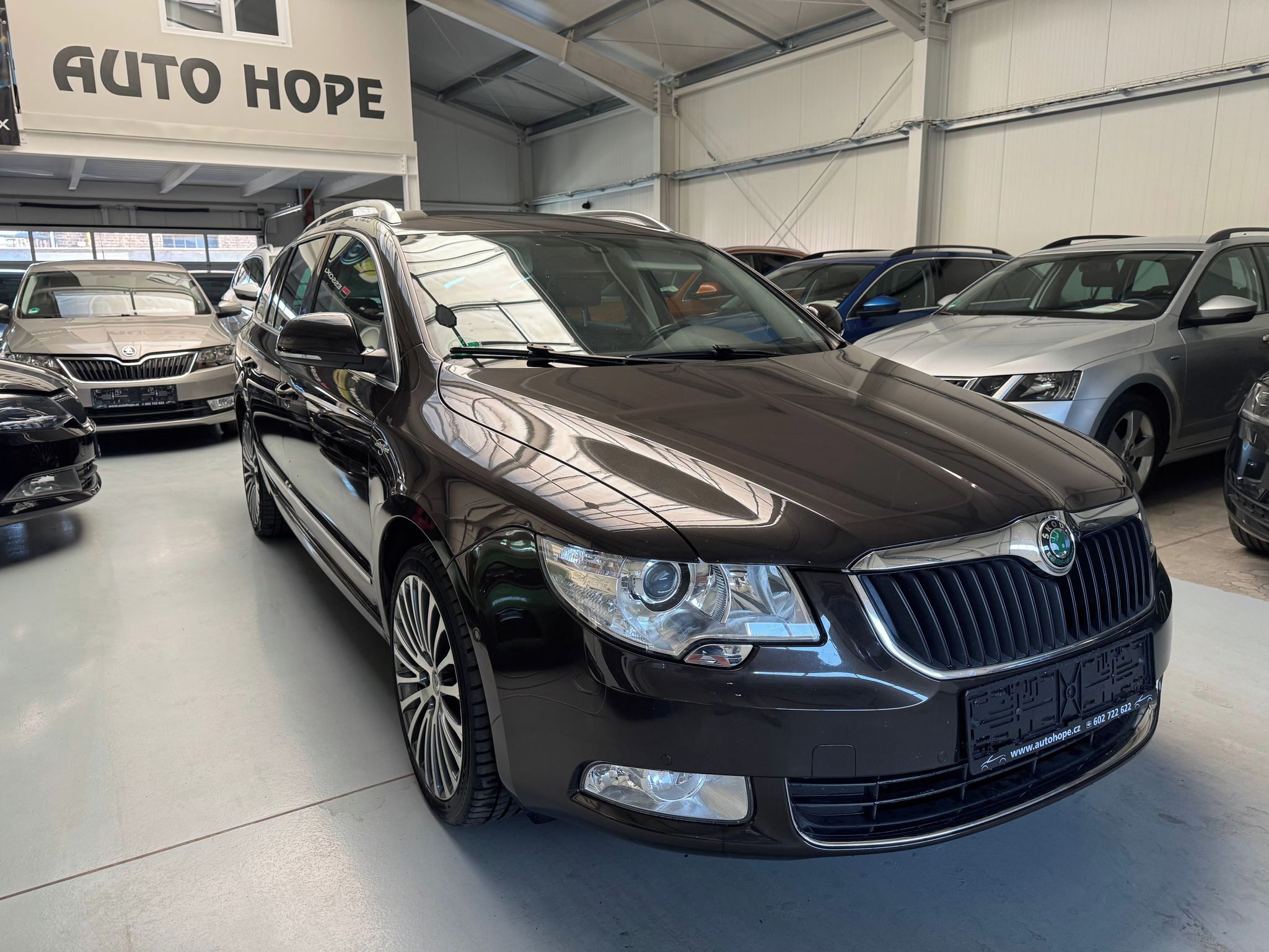 Škoda Superb, combi 2,0 TDi DSG LaK