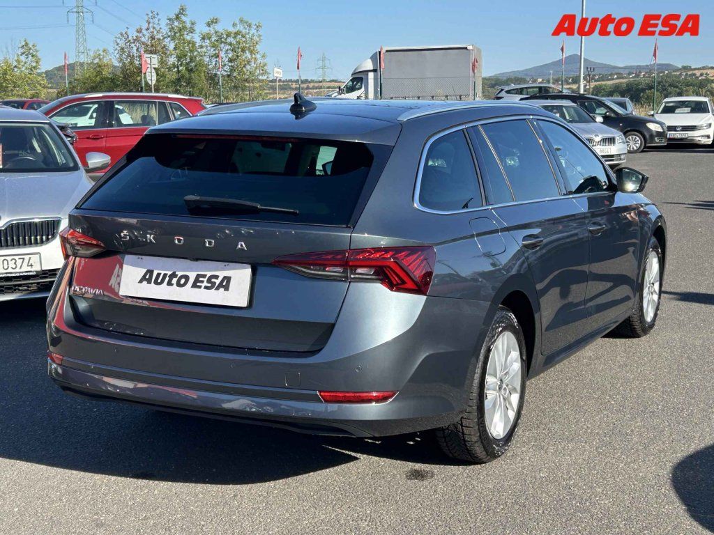 Škoda Octavia, 2.0TDi - fotka 4