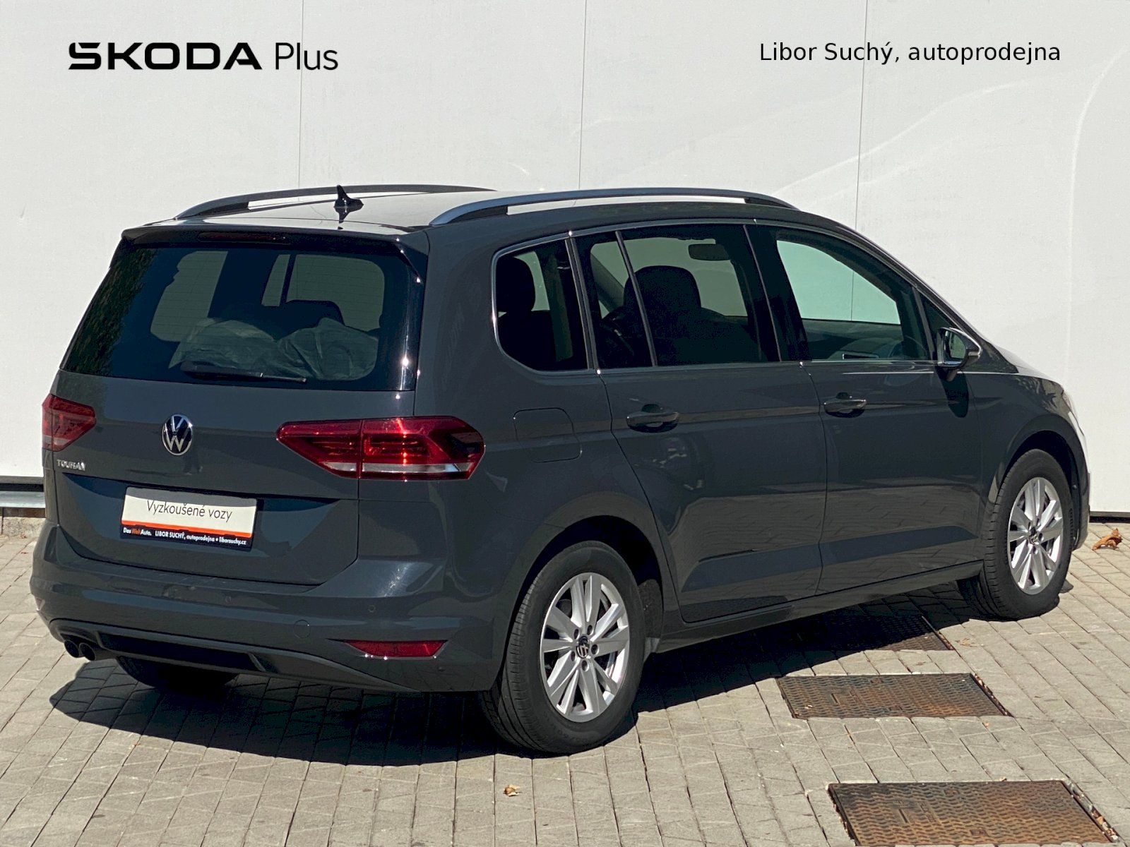 Volkswagen Touran, Comfortline 2.0 TDI 110 kW DSG - fotka 2