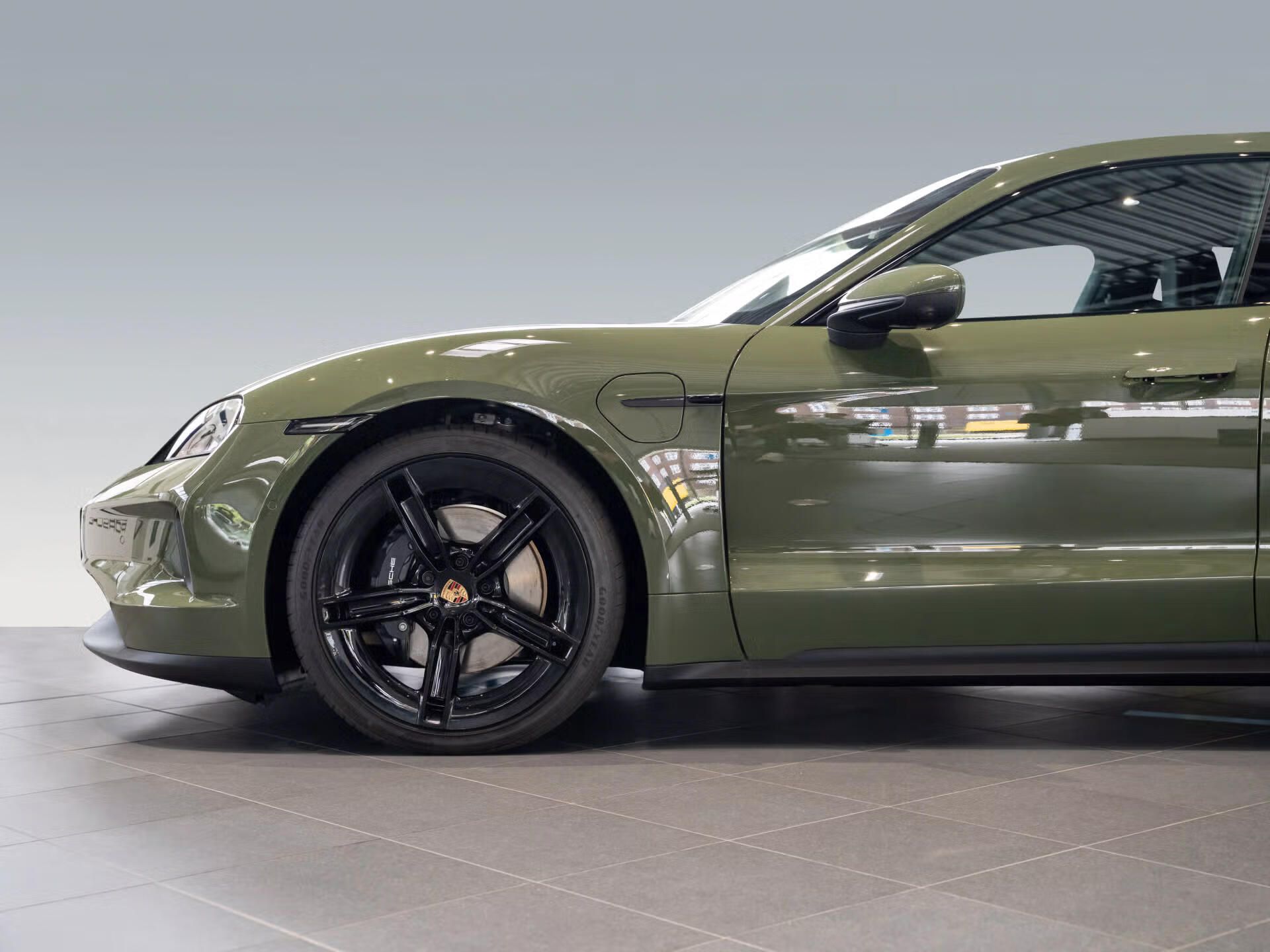 Porsche Taycan, BOSE Chrono 360 Matrix Venti - fotka 6